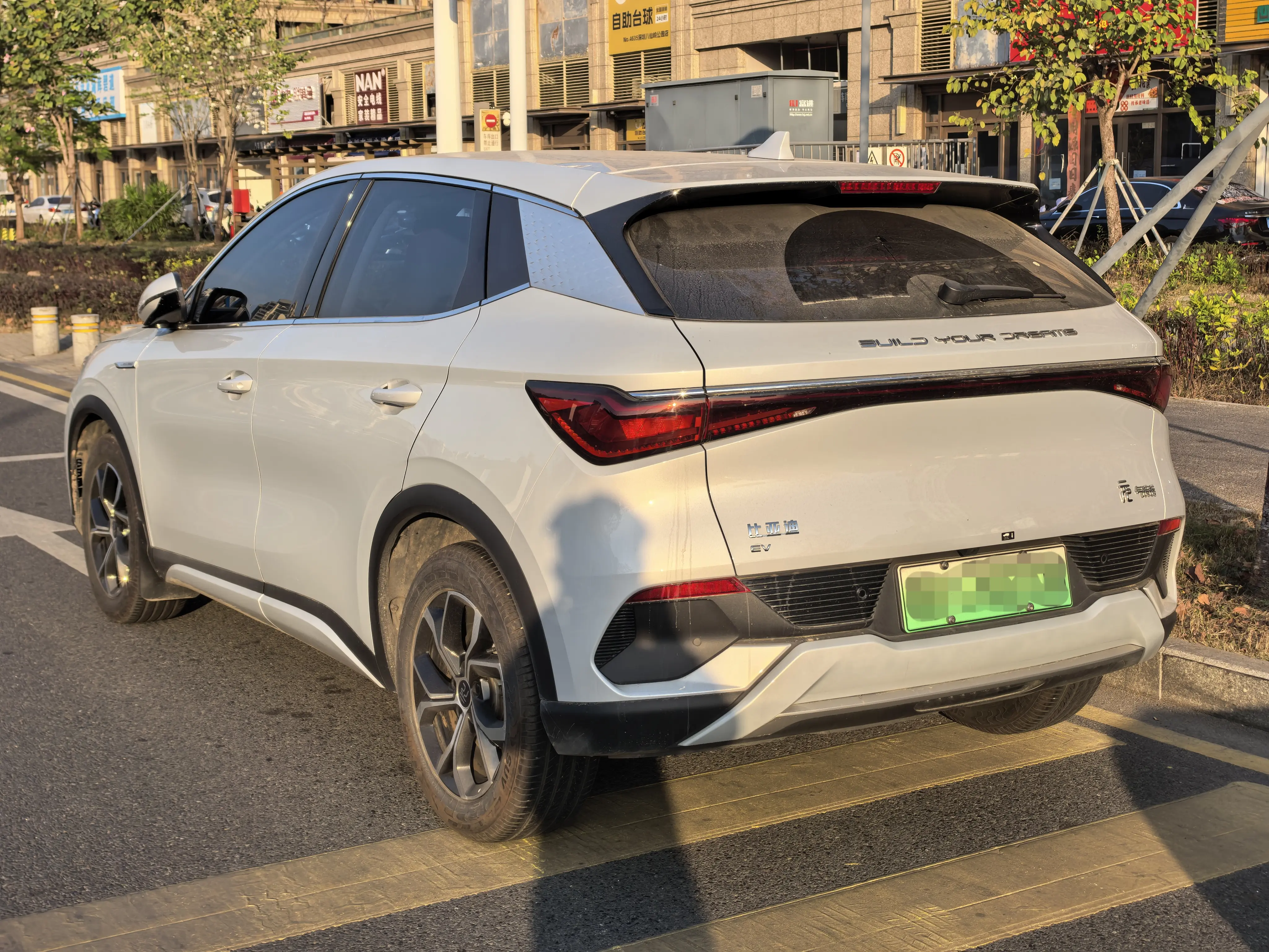 BYD Yuan PLUS  из Китая