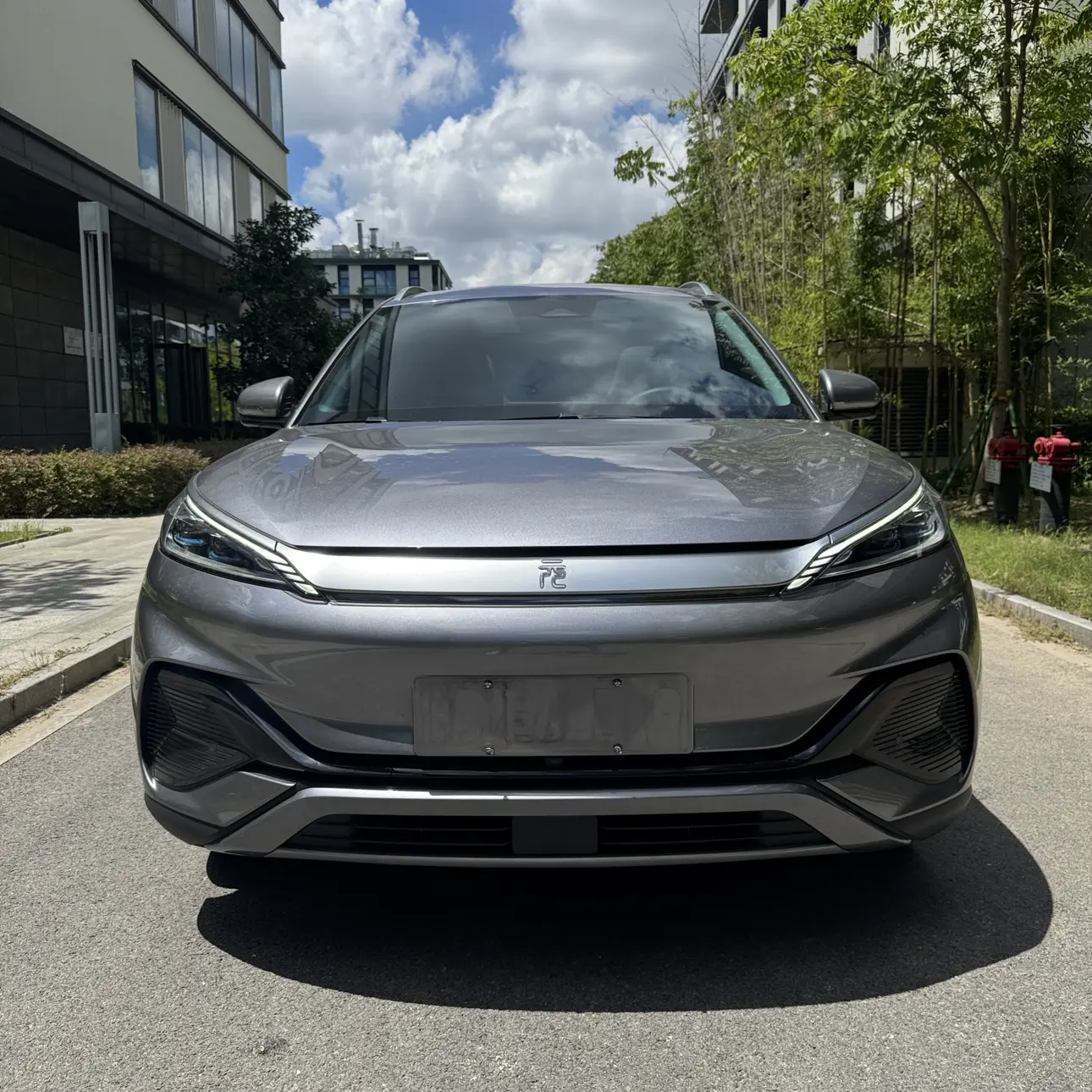 BYD Yuan PLUS  из Китая