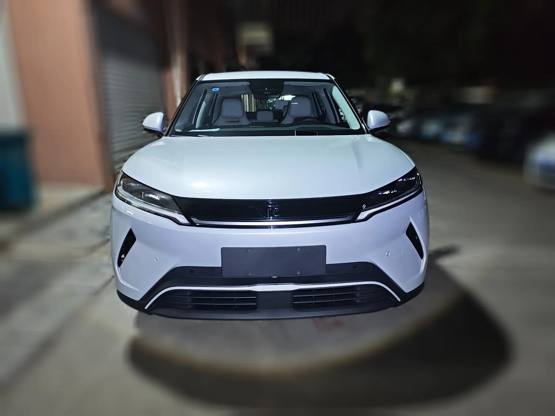 BYD Yuan UP  из Китая