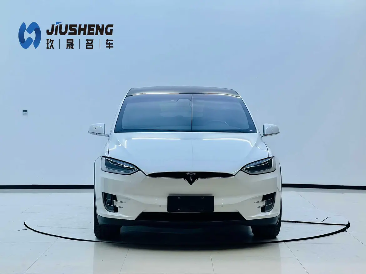 Tesla Model X  из Китая