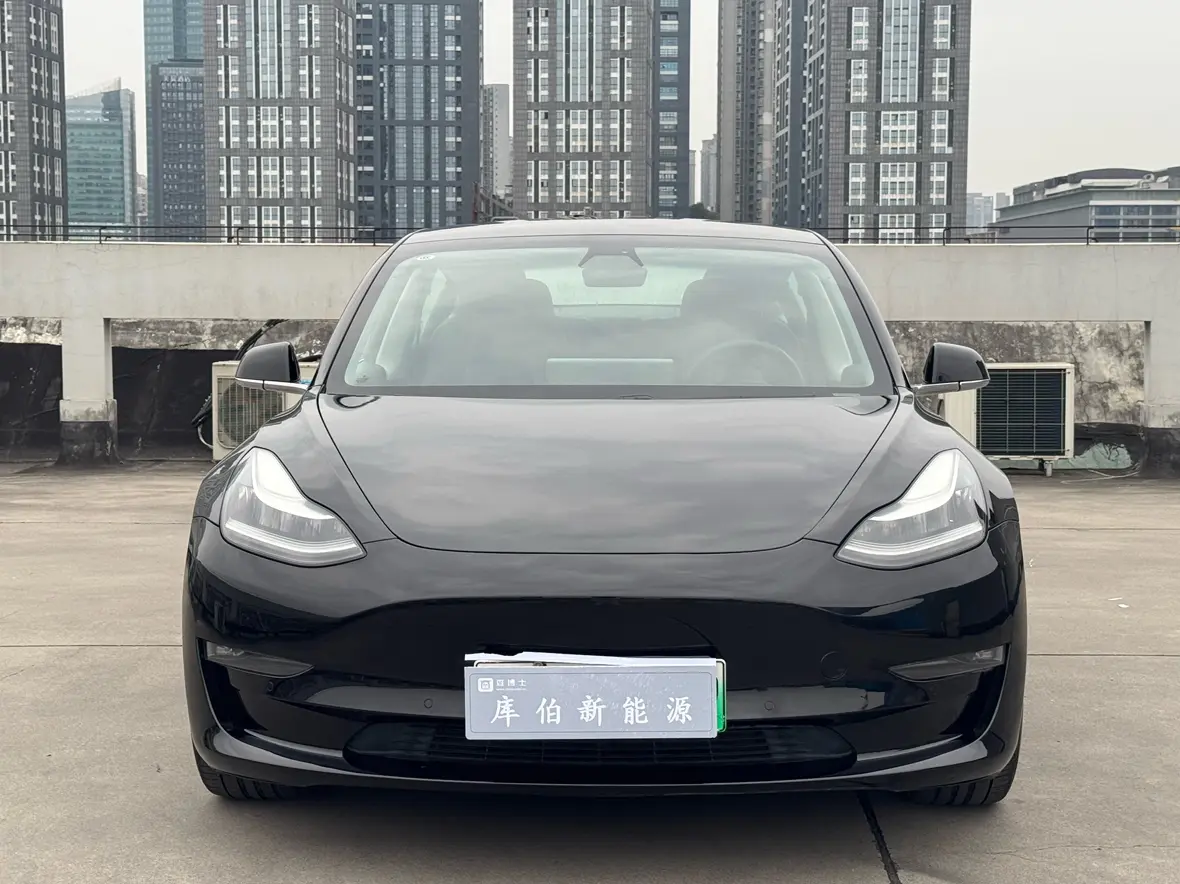 Tesla Model 3  из Китая