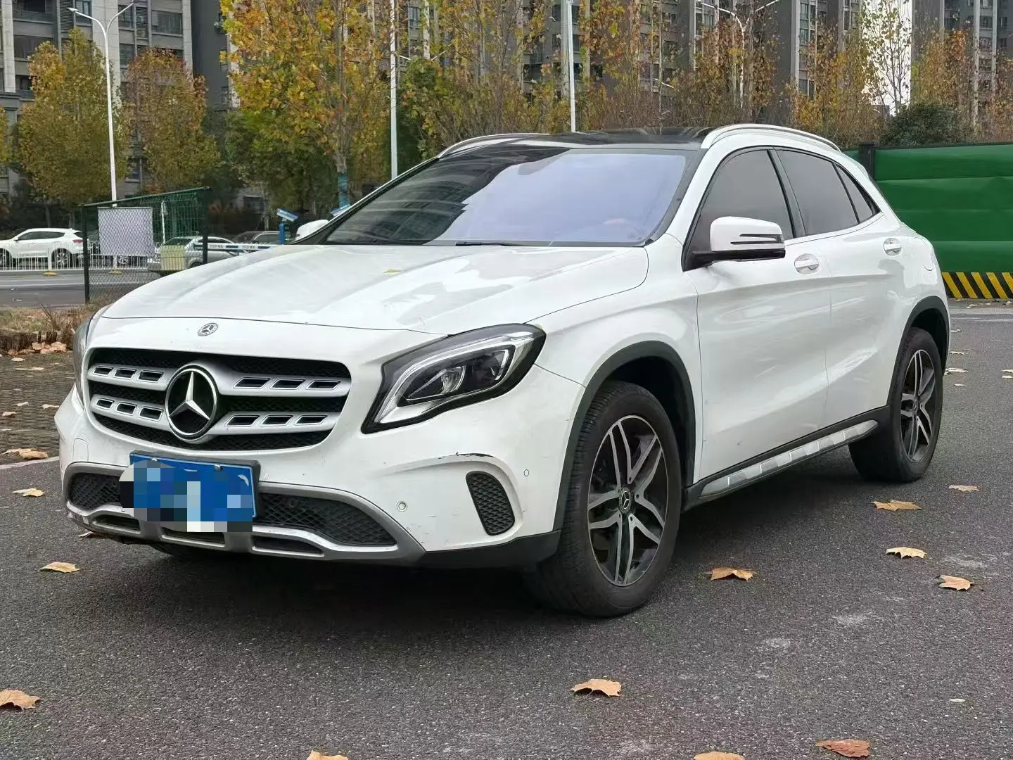 Mercedes-Benz GLA  из Китая
