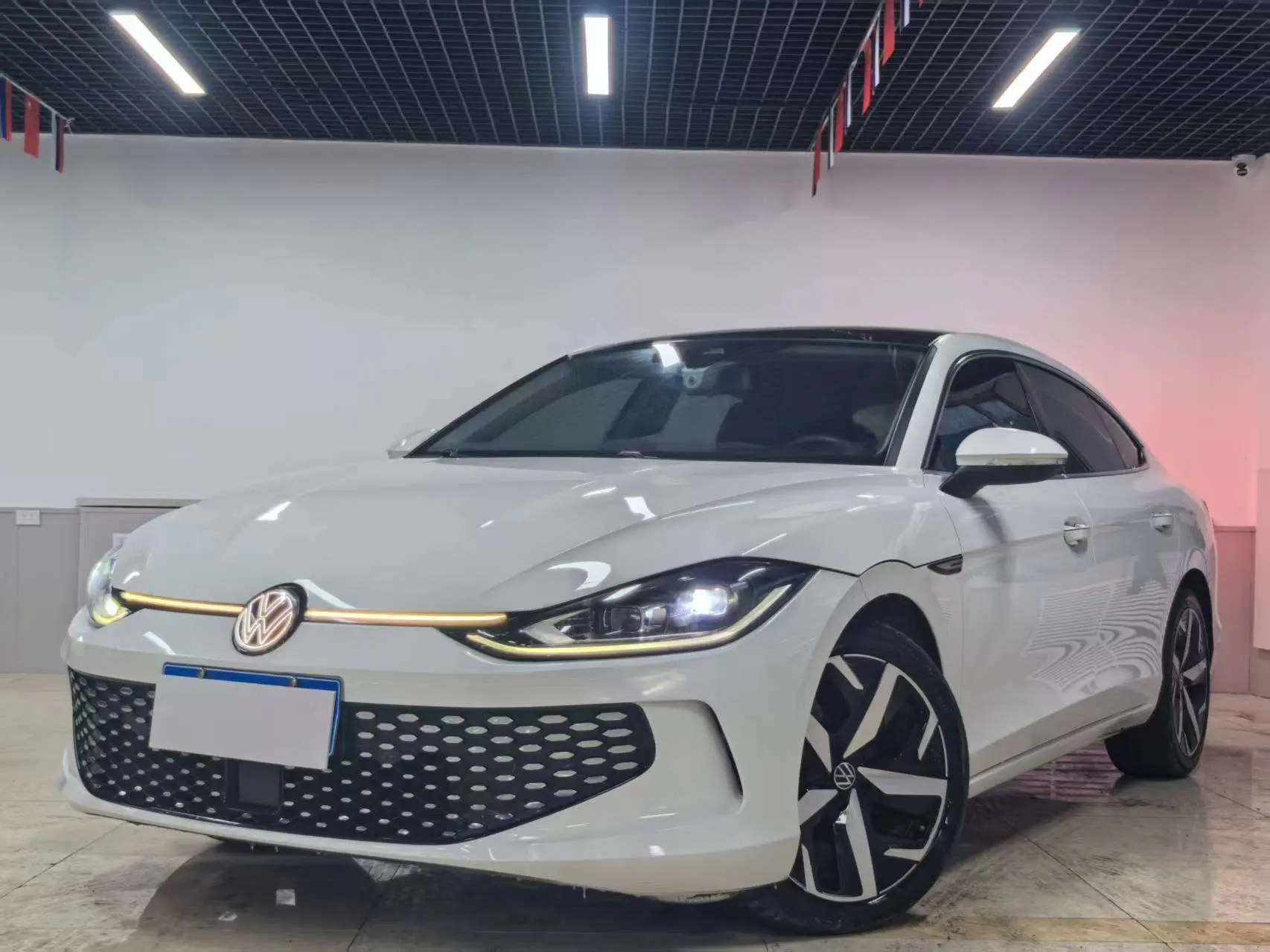 Volkswagen Lamando (Lingdu)  из Китая