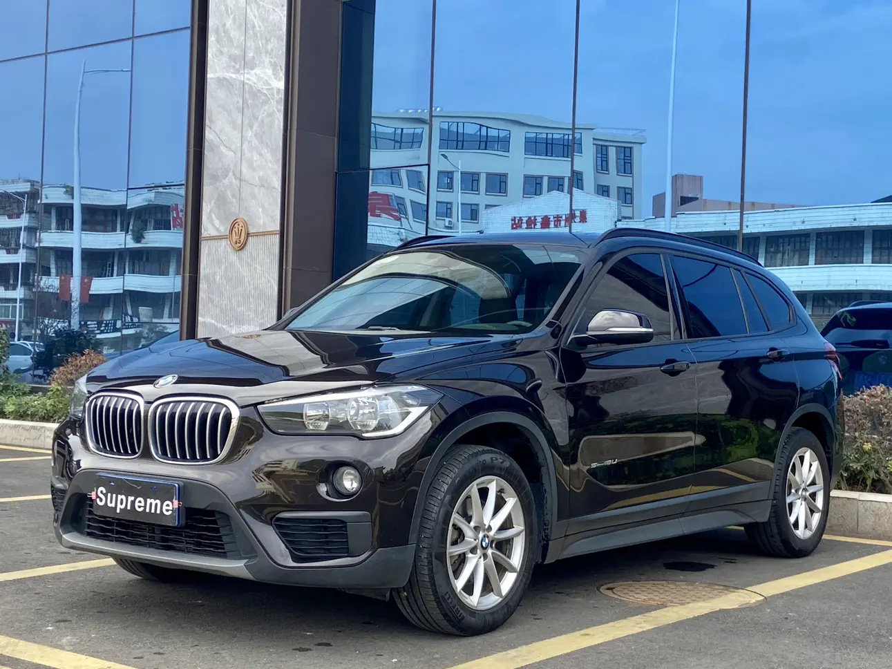 BMW X1  из Китая