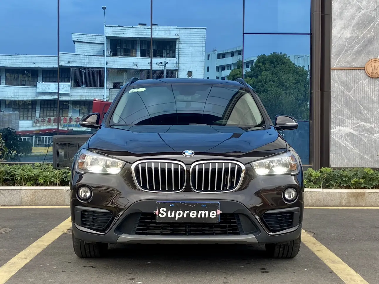 BMW X1  из Китая