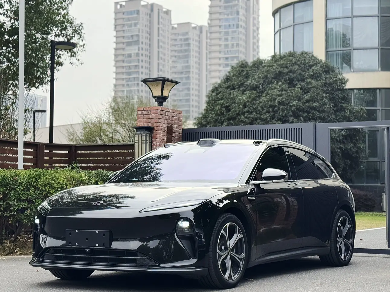 NIO ET5T  из Китая