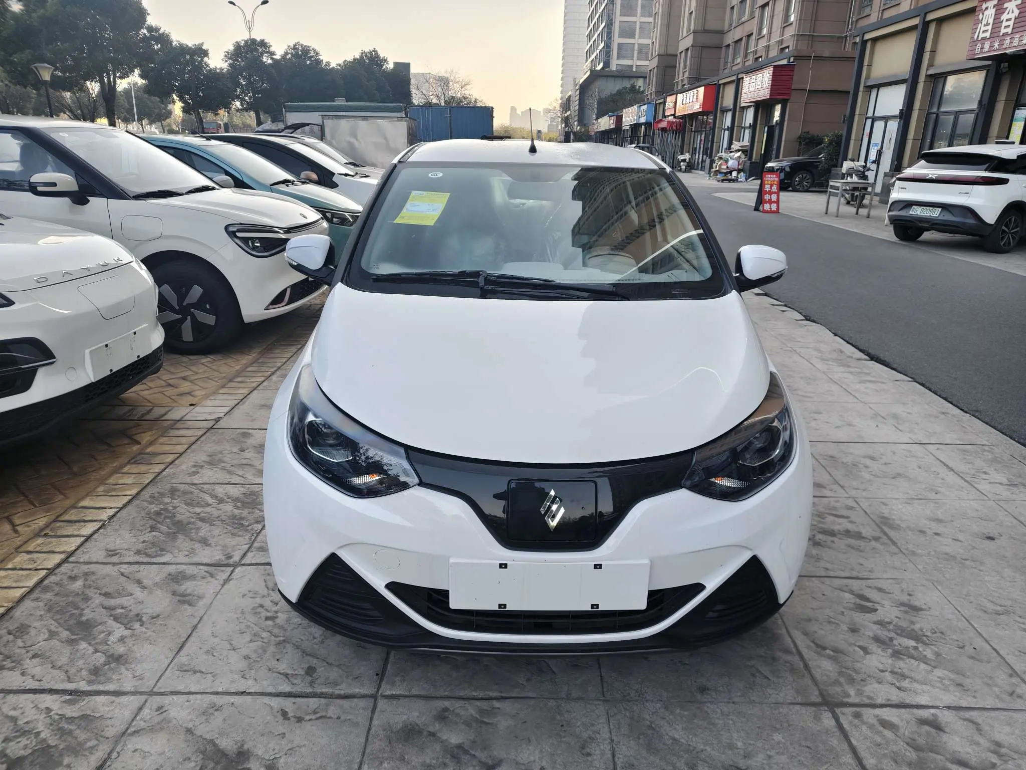 Jiangling Easy EV2  из Китая