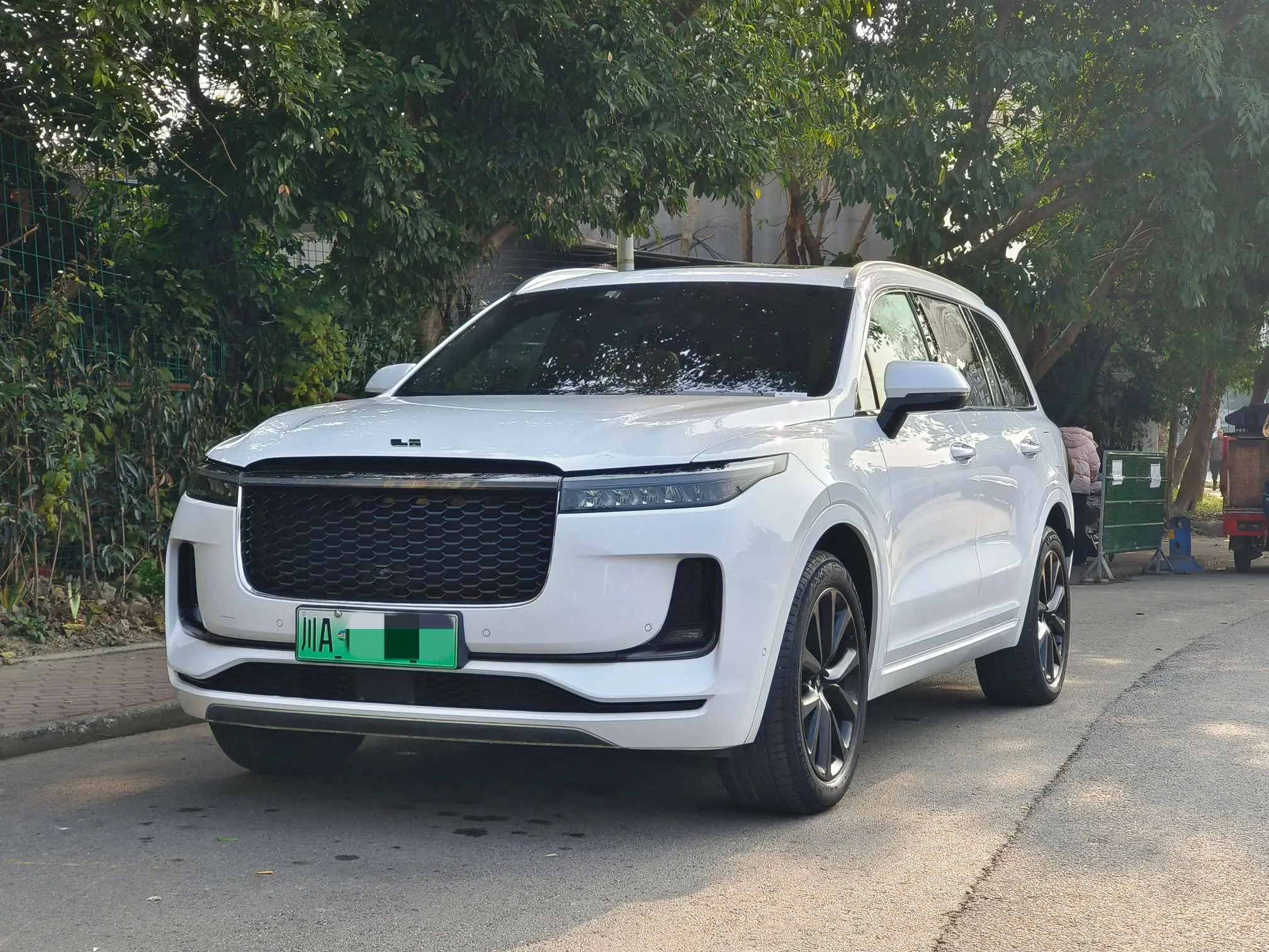 Li ONE (Ideal ONE)  из Китая