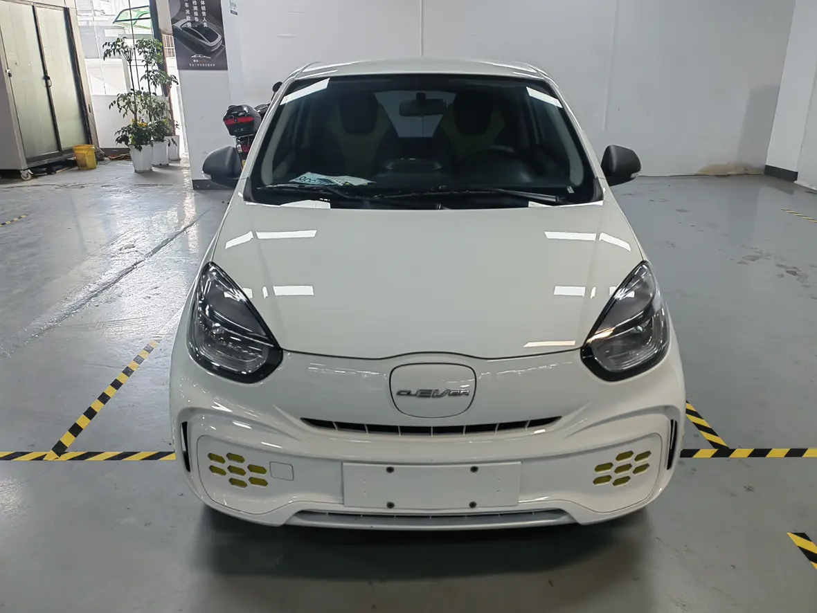 Roewe CLEVER  из Китая