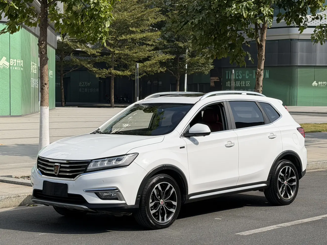 Roewe RX5  из Китая