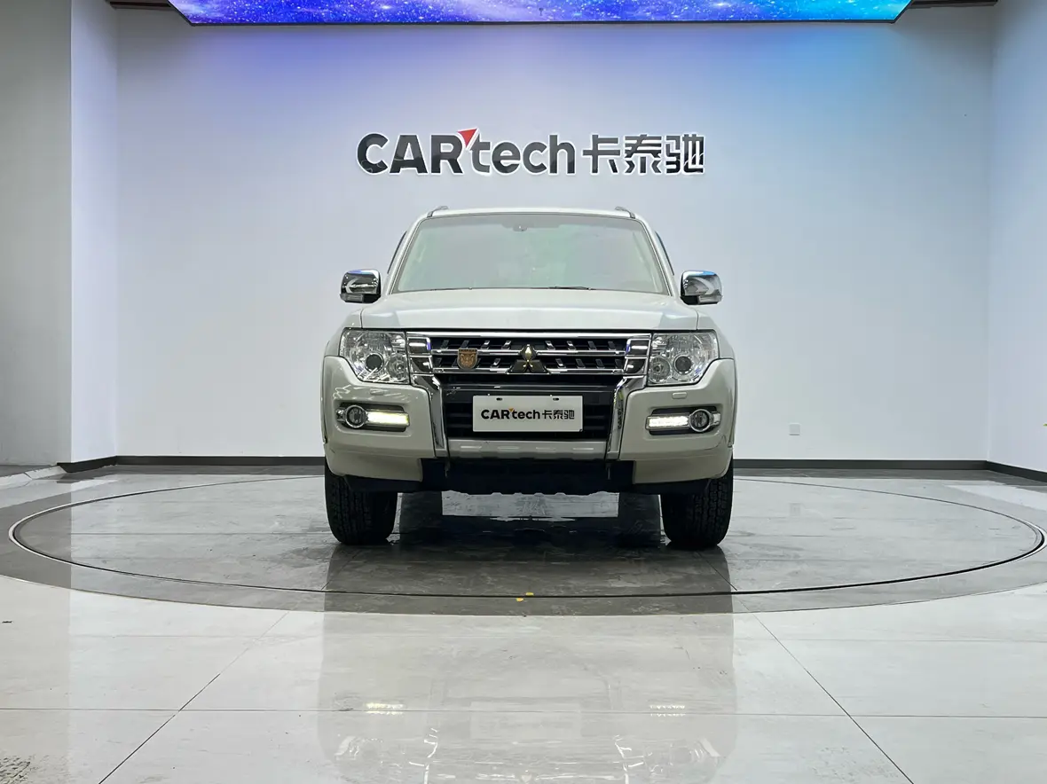 Mitsubishi Pajero  из Китая