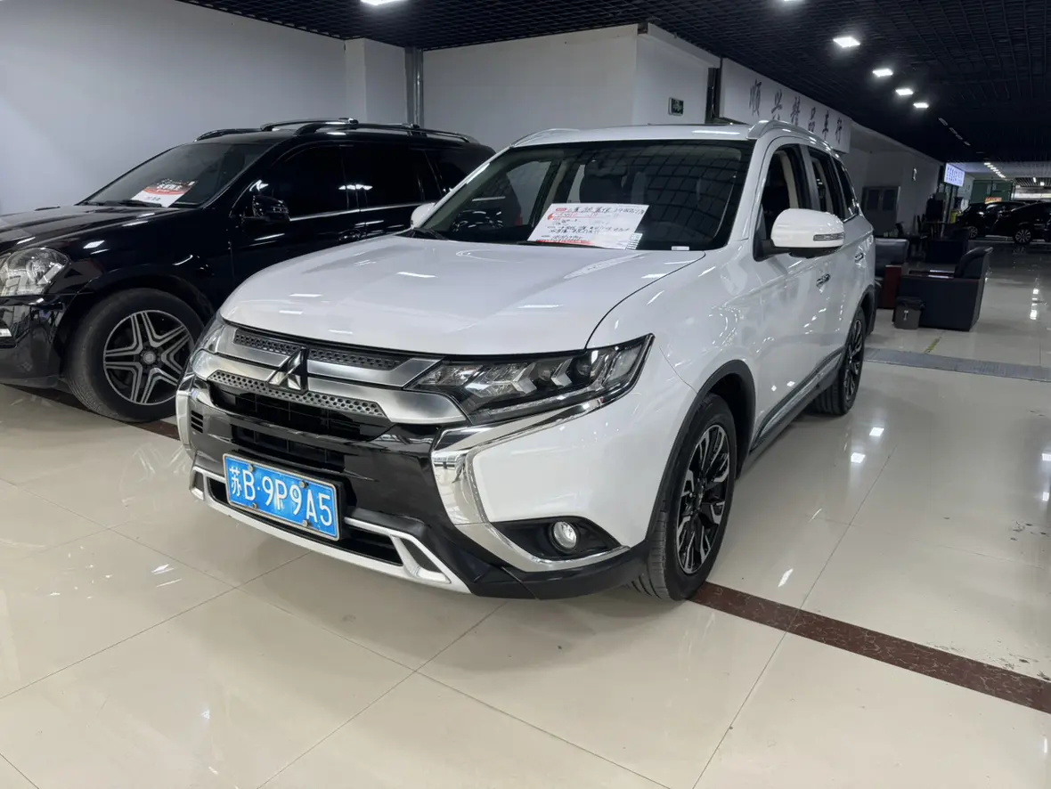 Mitsubishi Outlander  из Китая