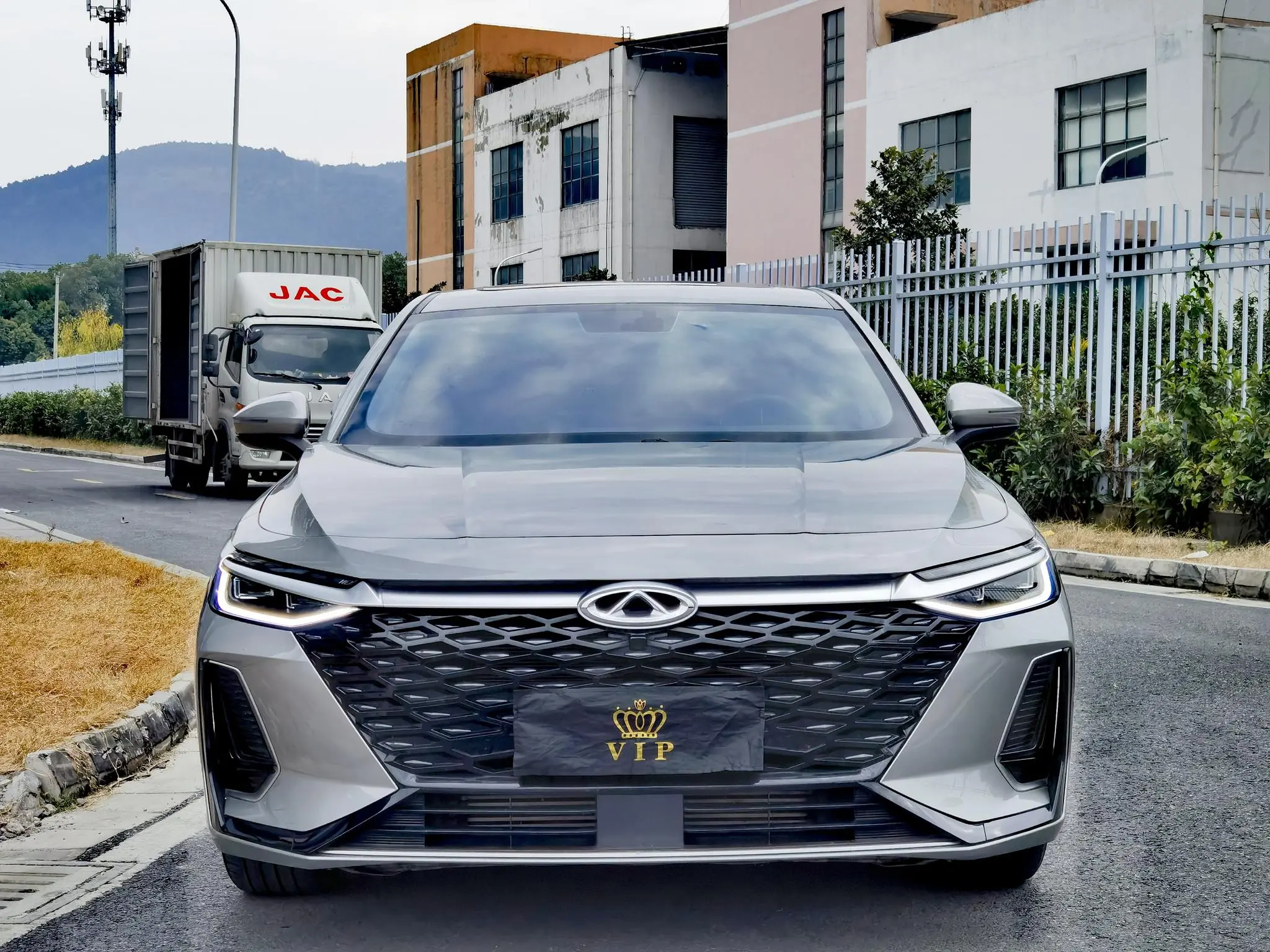 Chery Arrizo 8  из Китая