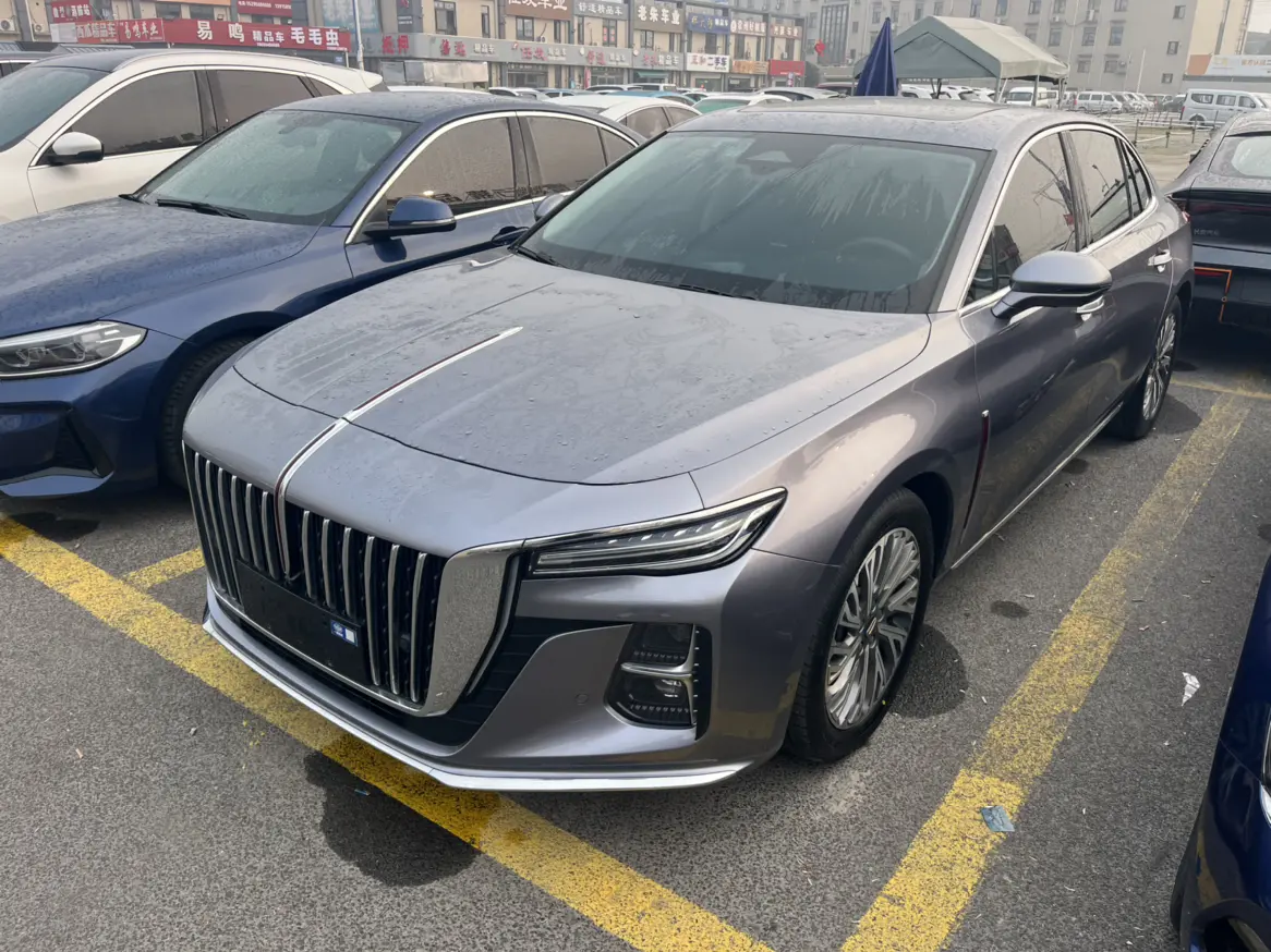 Hongqi H5  из Китая