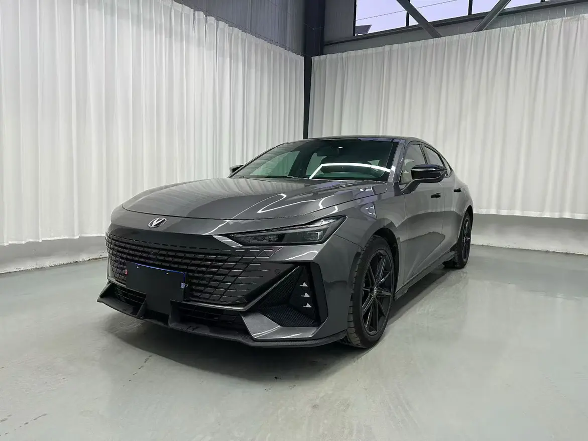 Changan UNI-V  из Китая