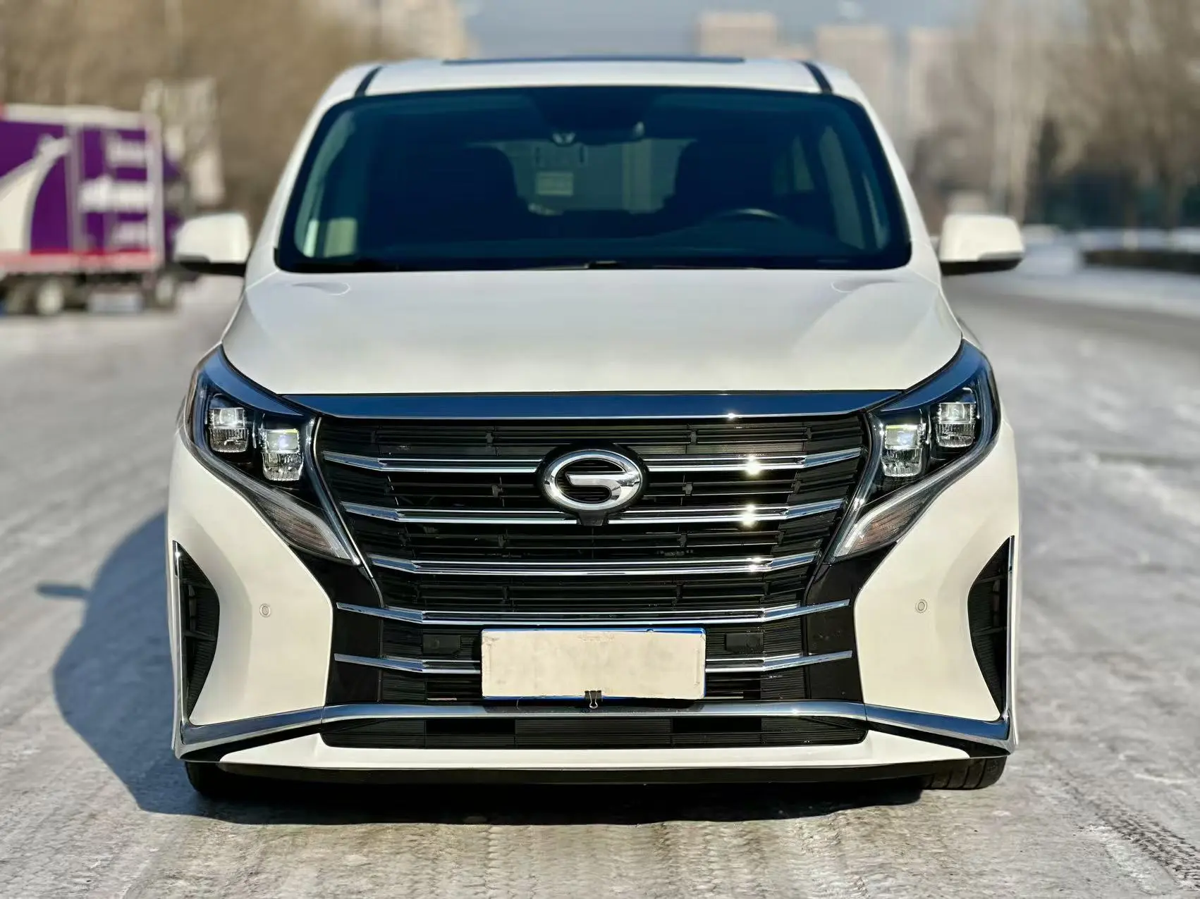 GAC Trumpchi M8  из Китая