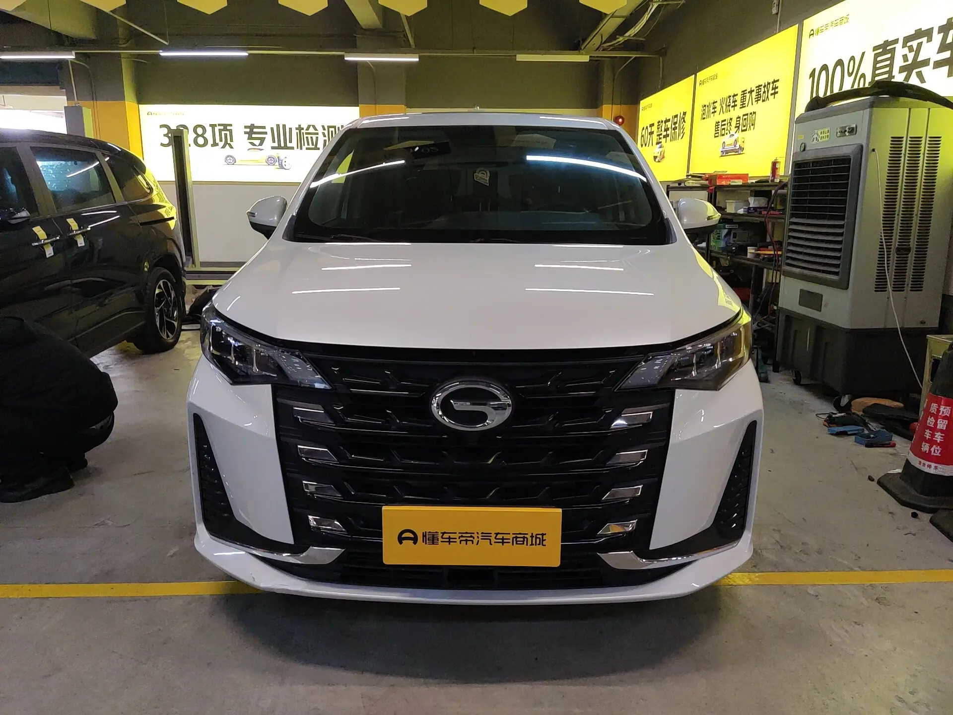 GAC Trumpchi M6  из Китая