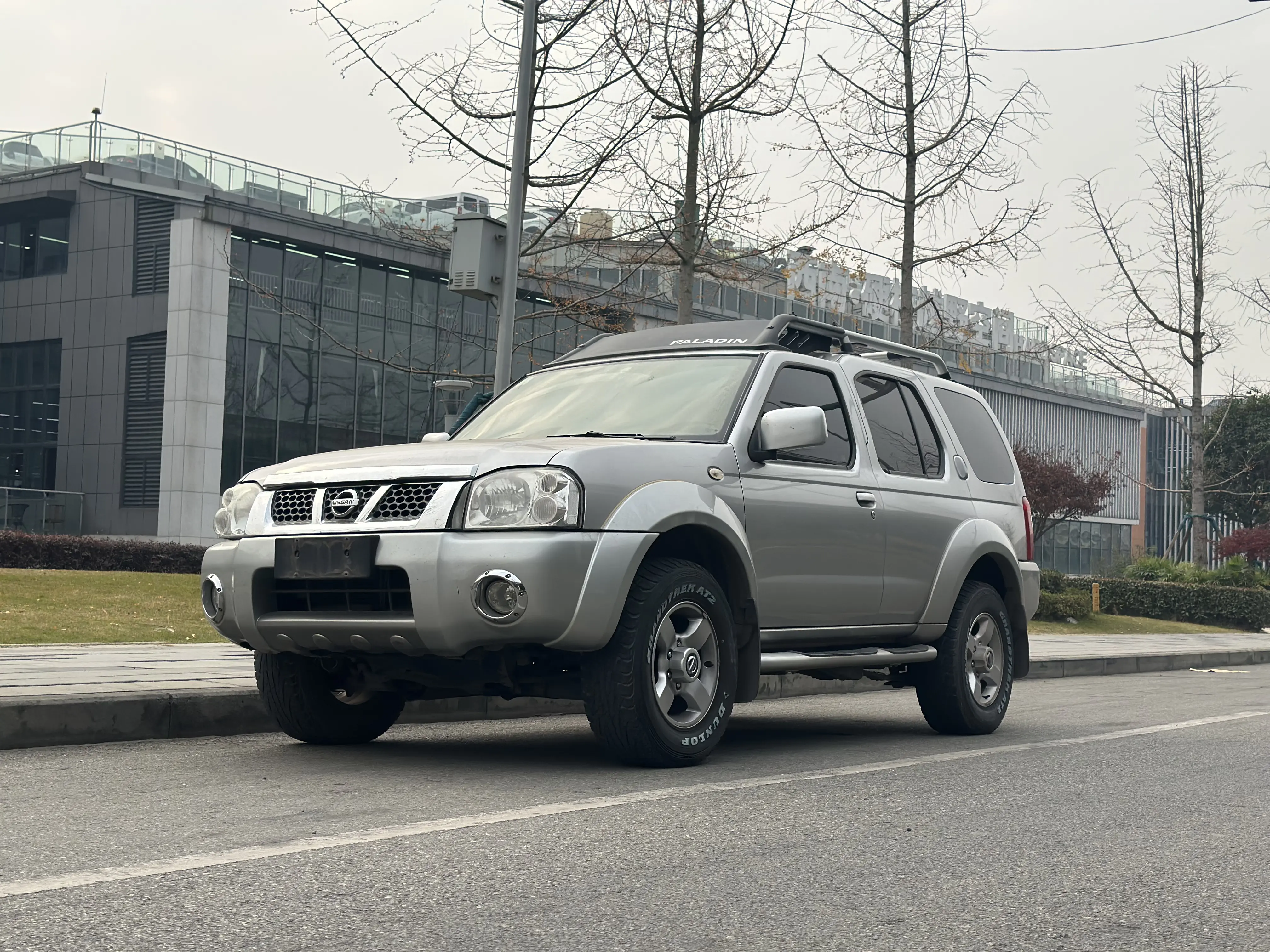 Nissan Paladin  из Китая