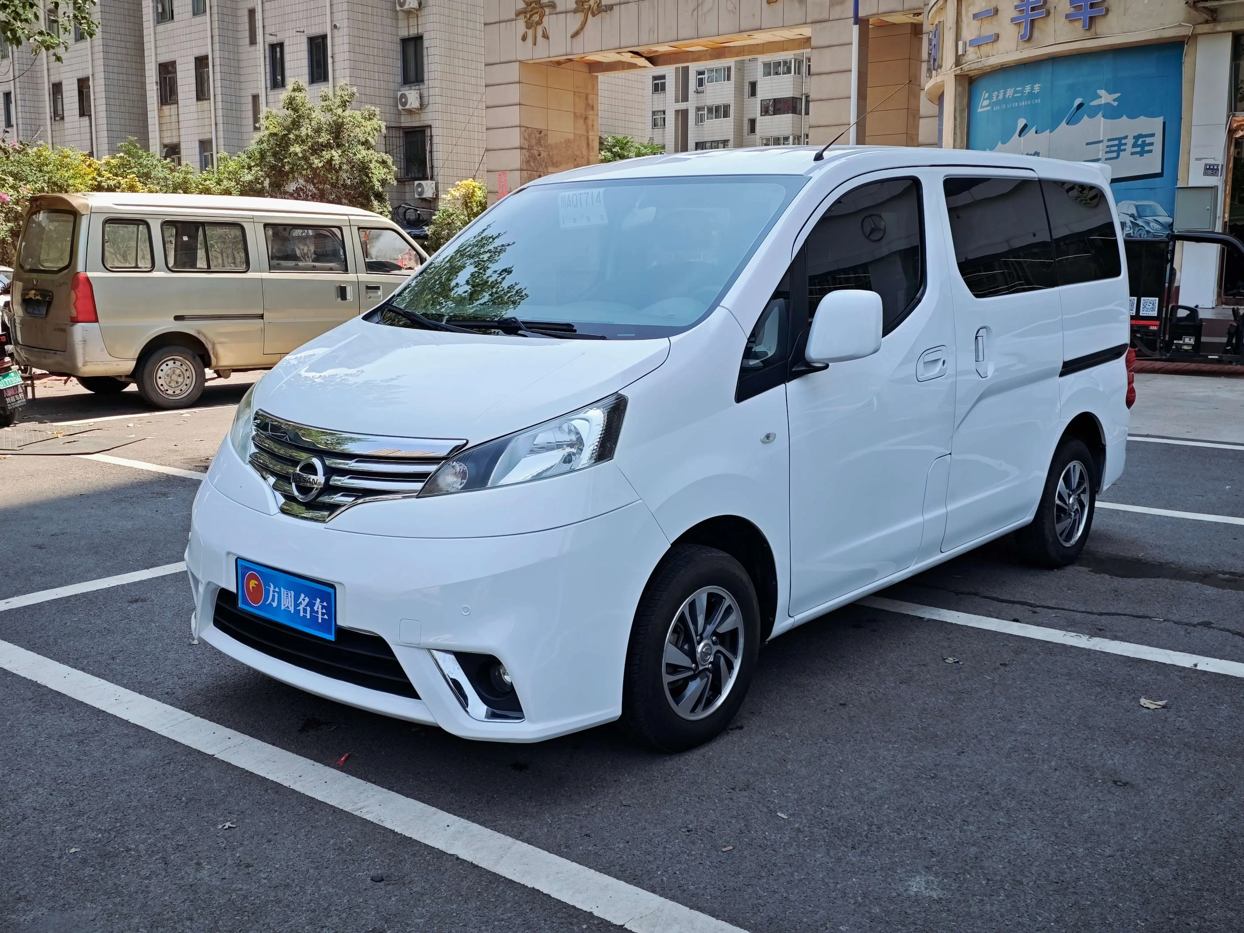 Nissan NV200  из Китая