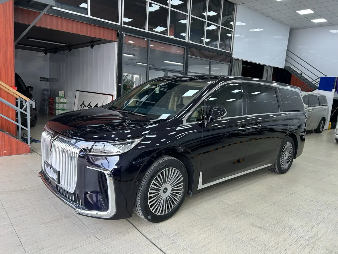 Voyah Lantu Dreamer PHEV  из Китая