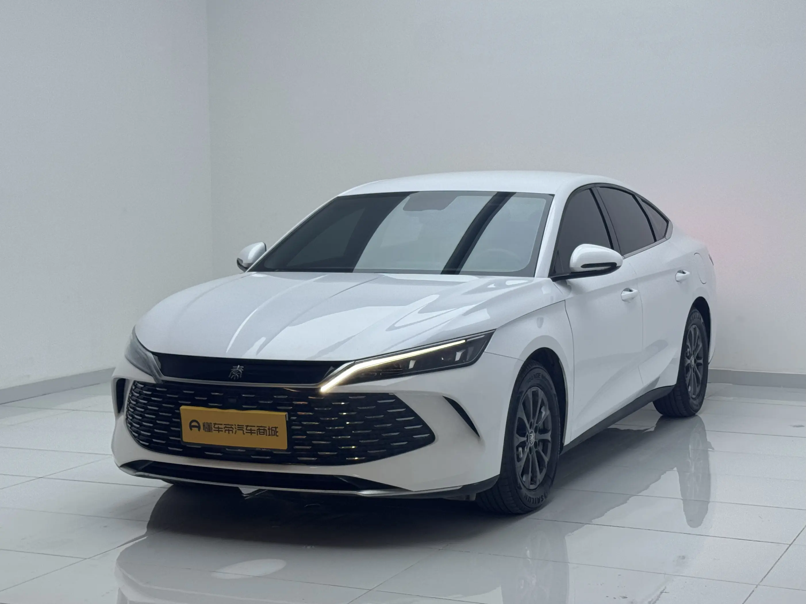 BYD Qin L DM  из Китая