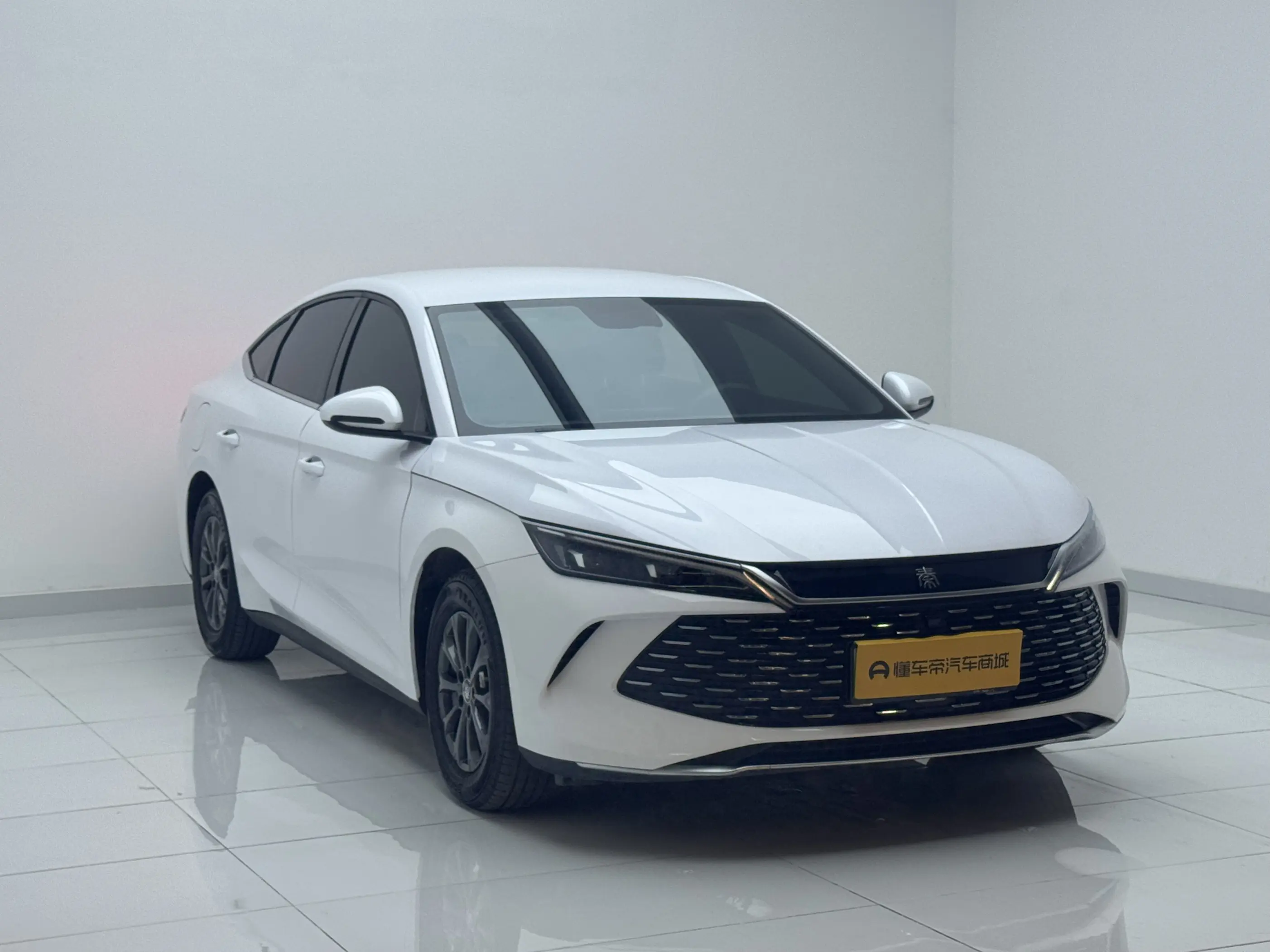 BYD Qin L DM  из Китая