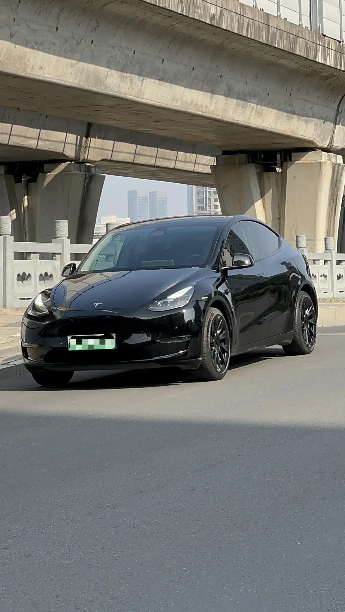 Tesla Model Y  из Китая