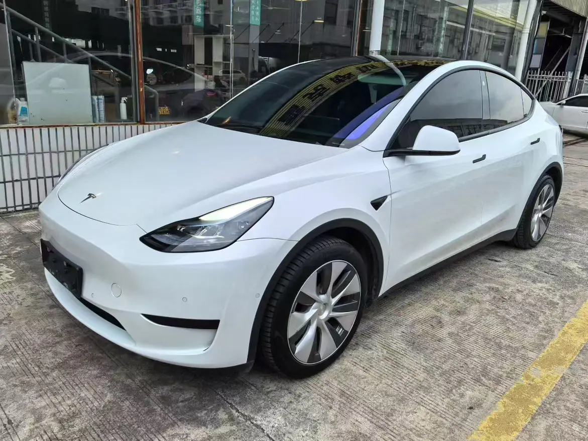 Tesla Model Y  из Китая