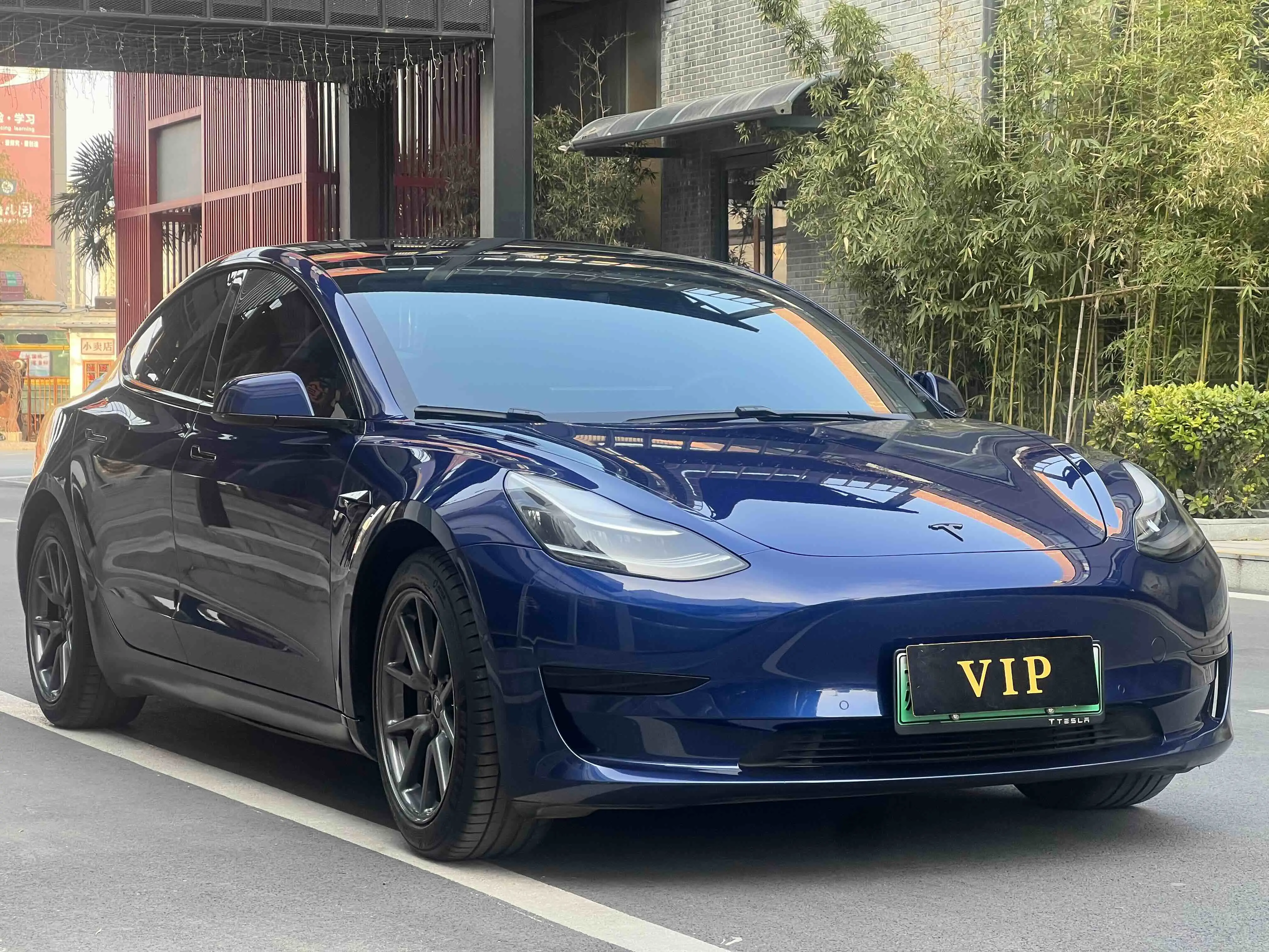 Tesla Model 3  из Китая