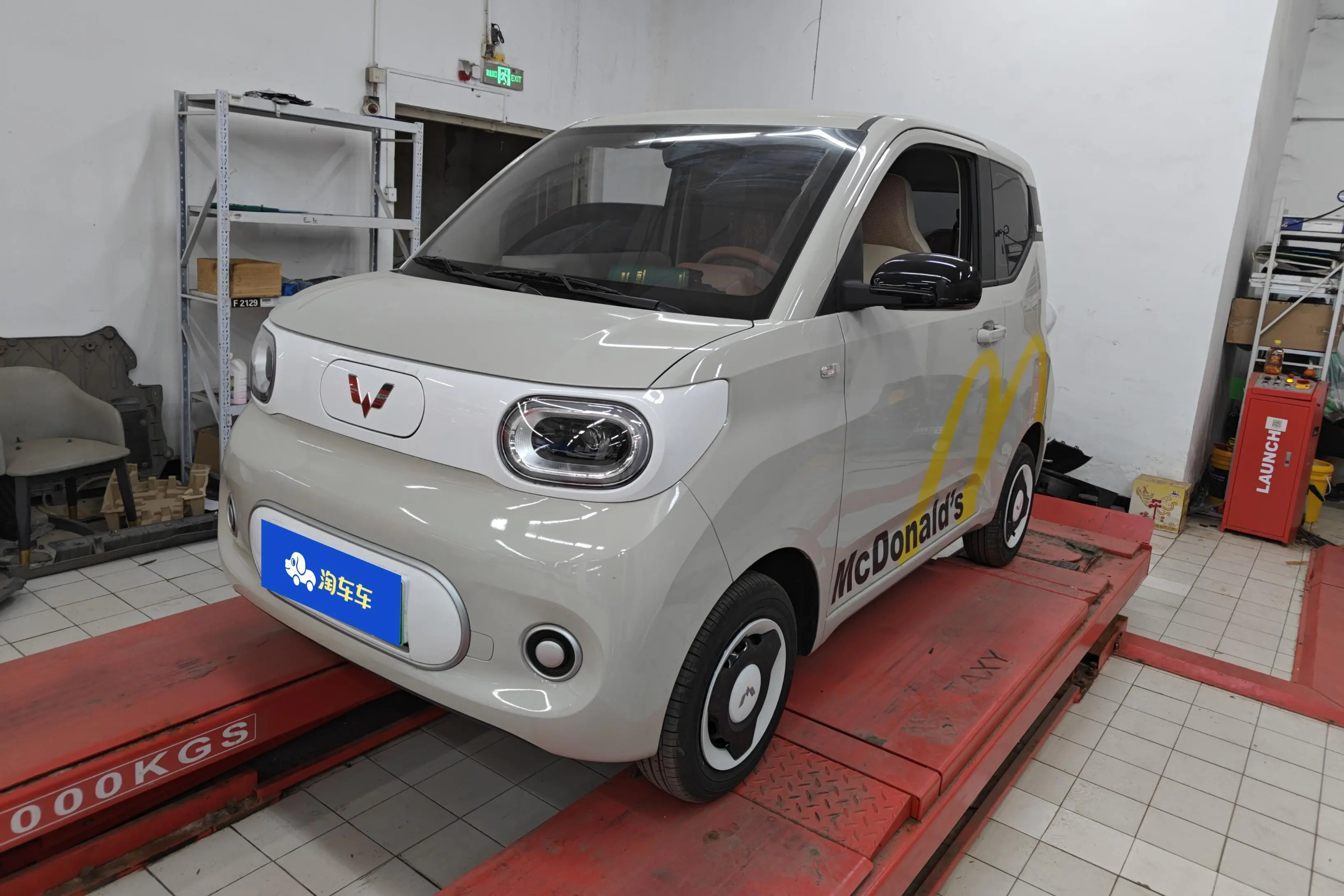 Wuling Hongguang MINIEV  из Китая