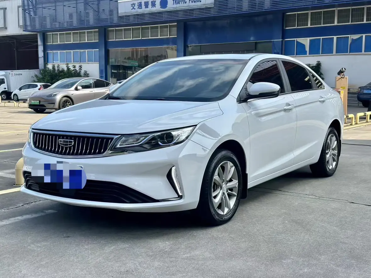 Geely Emgrand GL  из Китая