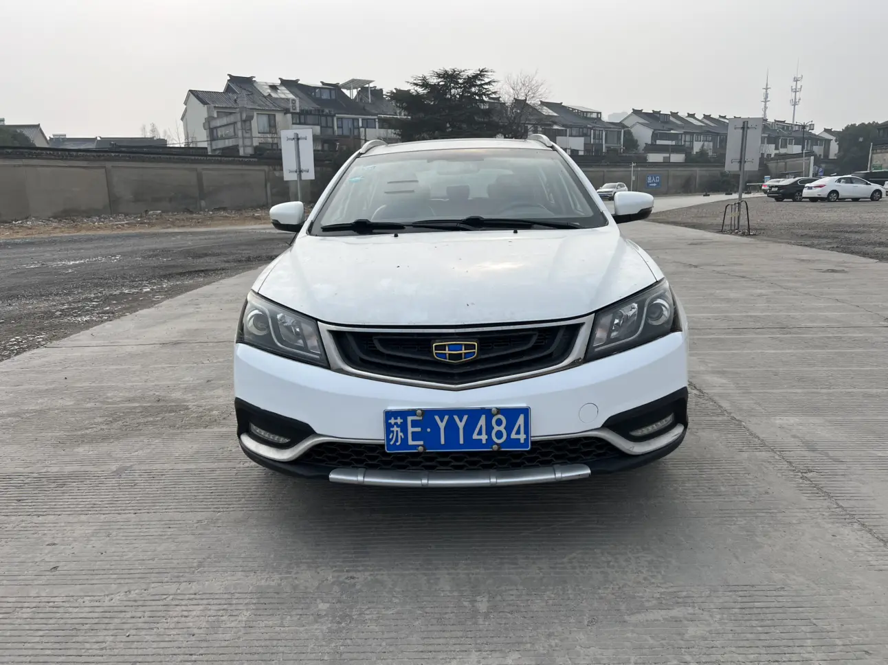 Geely Emgrand  из Китая