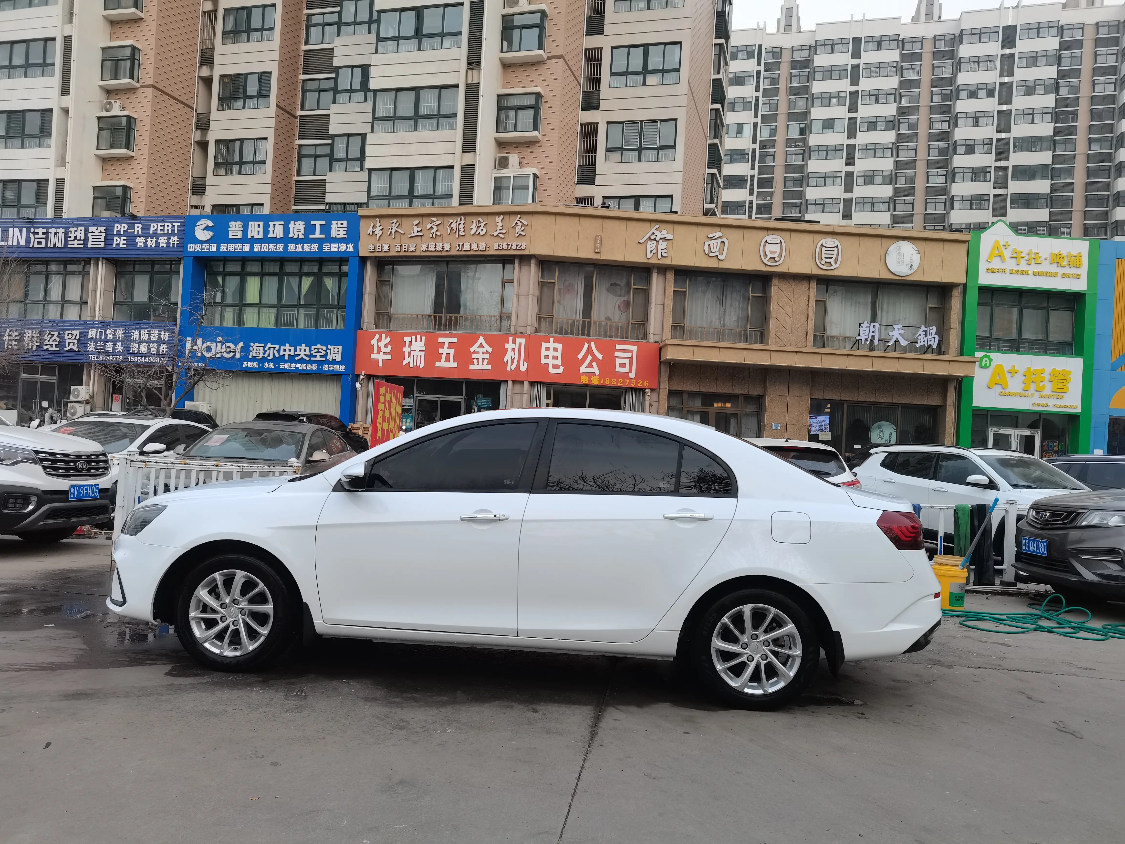 Geely Emgrand  из Китая