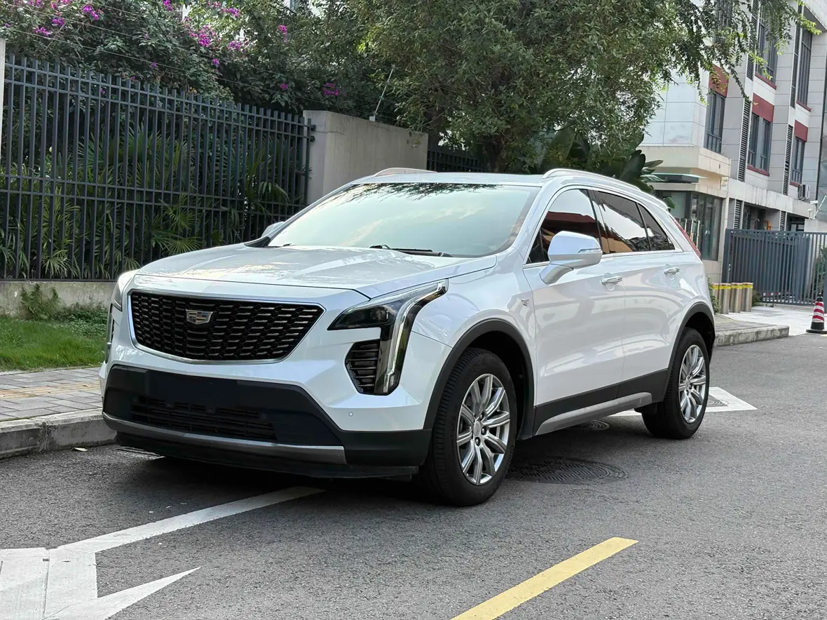 Cadillac XT4  из Китая