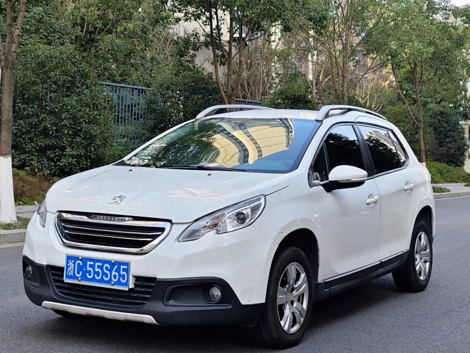 Peugeot 2008  из Китая