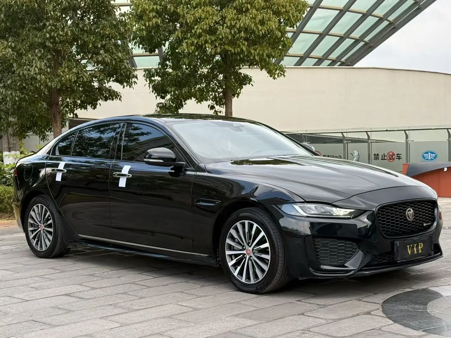 Jaguar XEL  из Китая