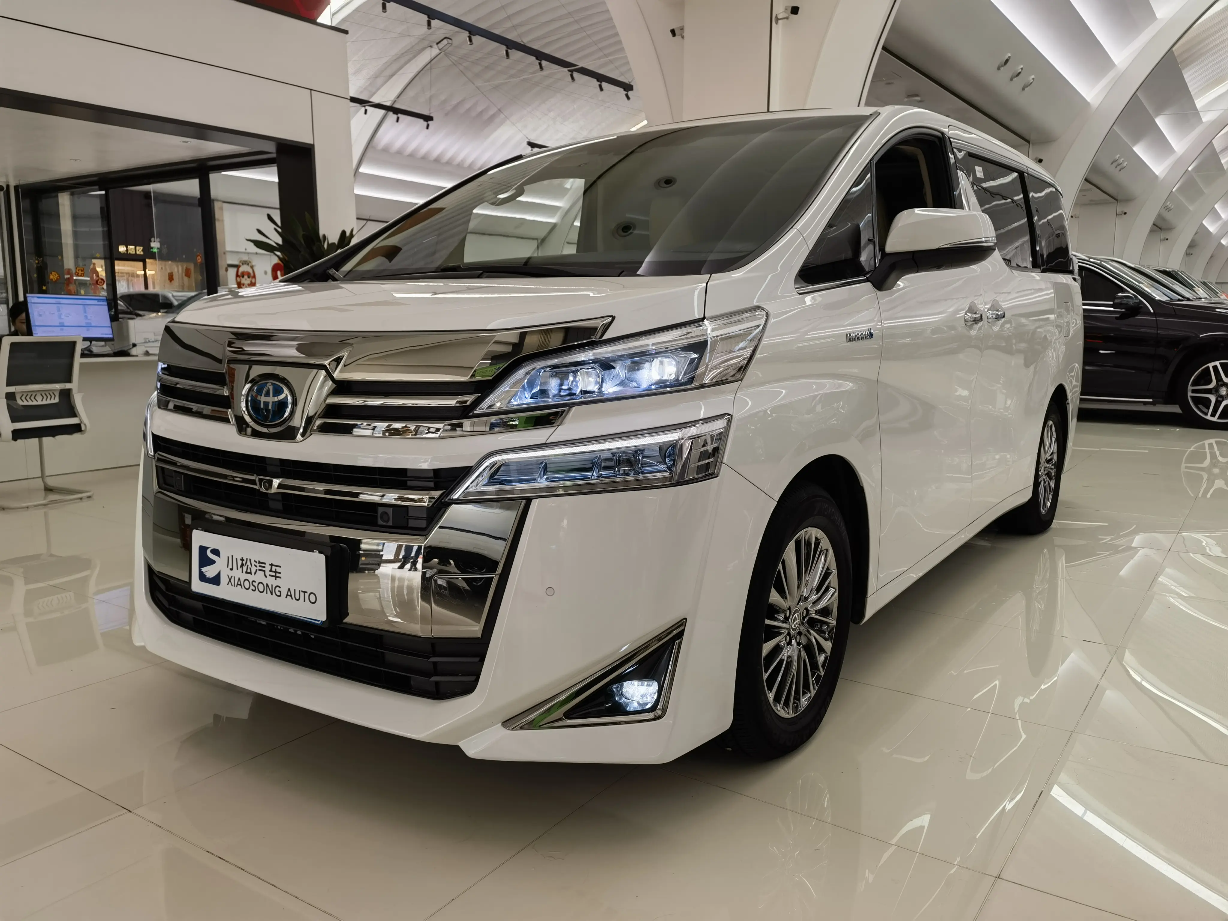 Toyota Crown Wellfire