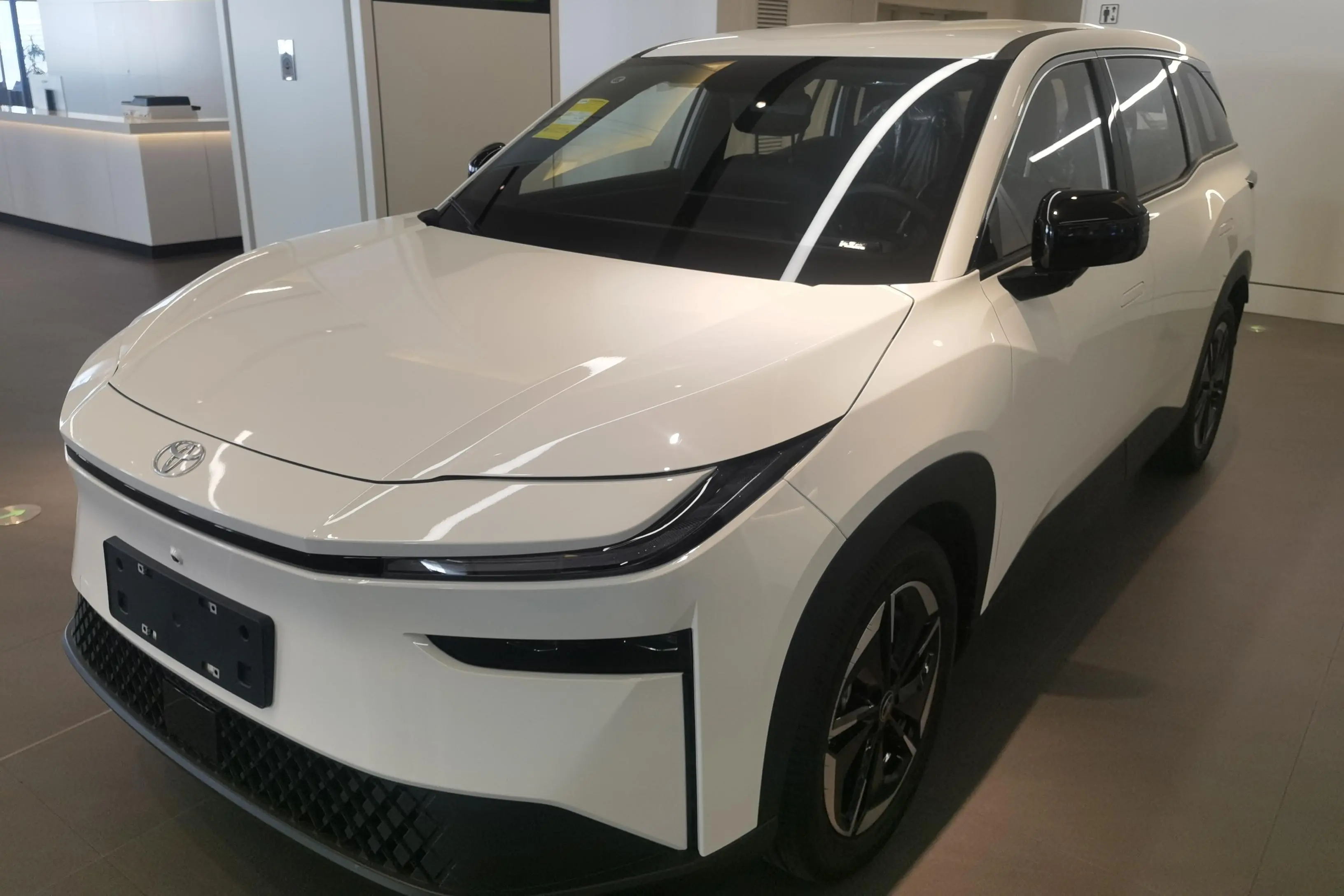 Toyota Bozhi 3X  из Китая