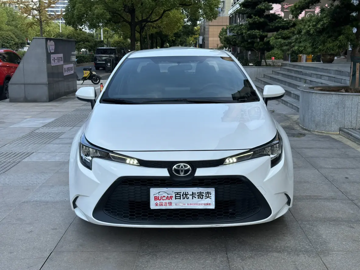 Toyota Levin (Lei Ling)  из Китая