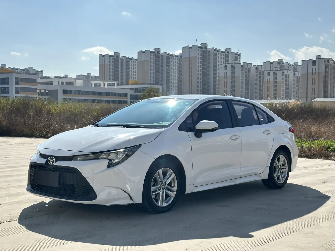 Toyota Levin (Lei Ling)  из Китая