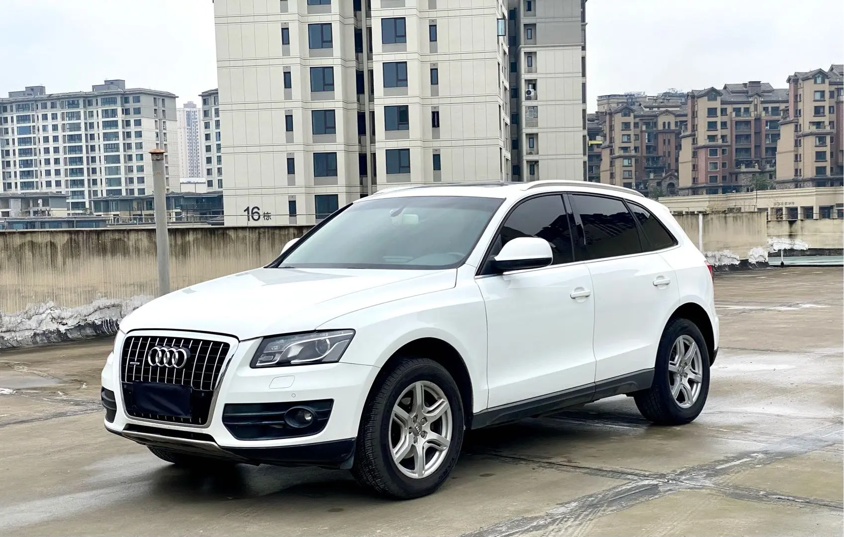 Audi Q5  из Китая