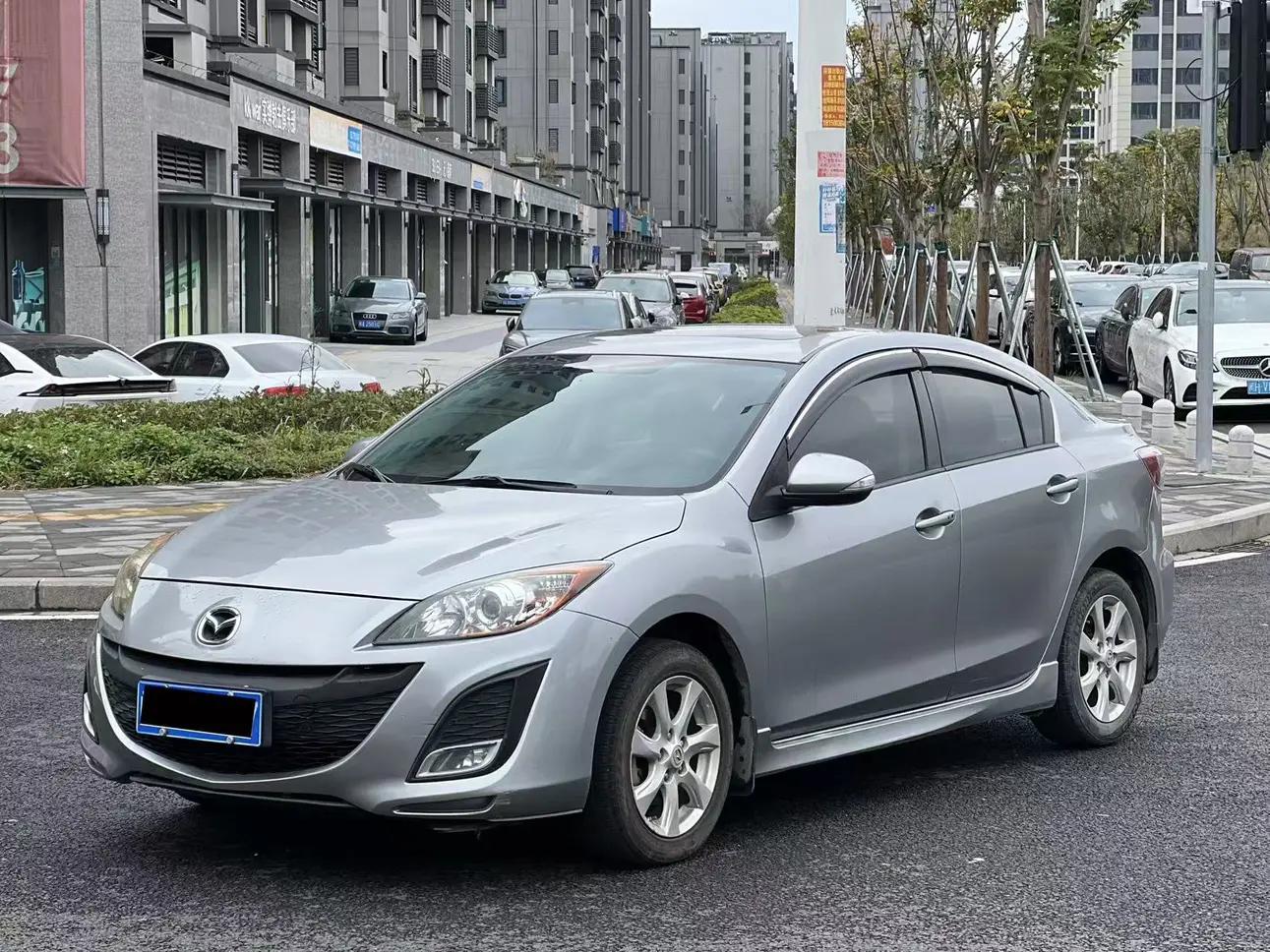 Mazda Axela (Mazda3)  из Китая