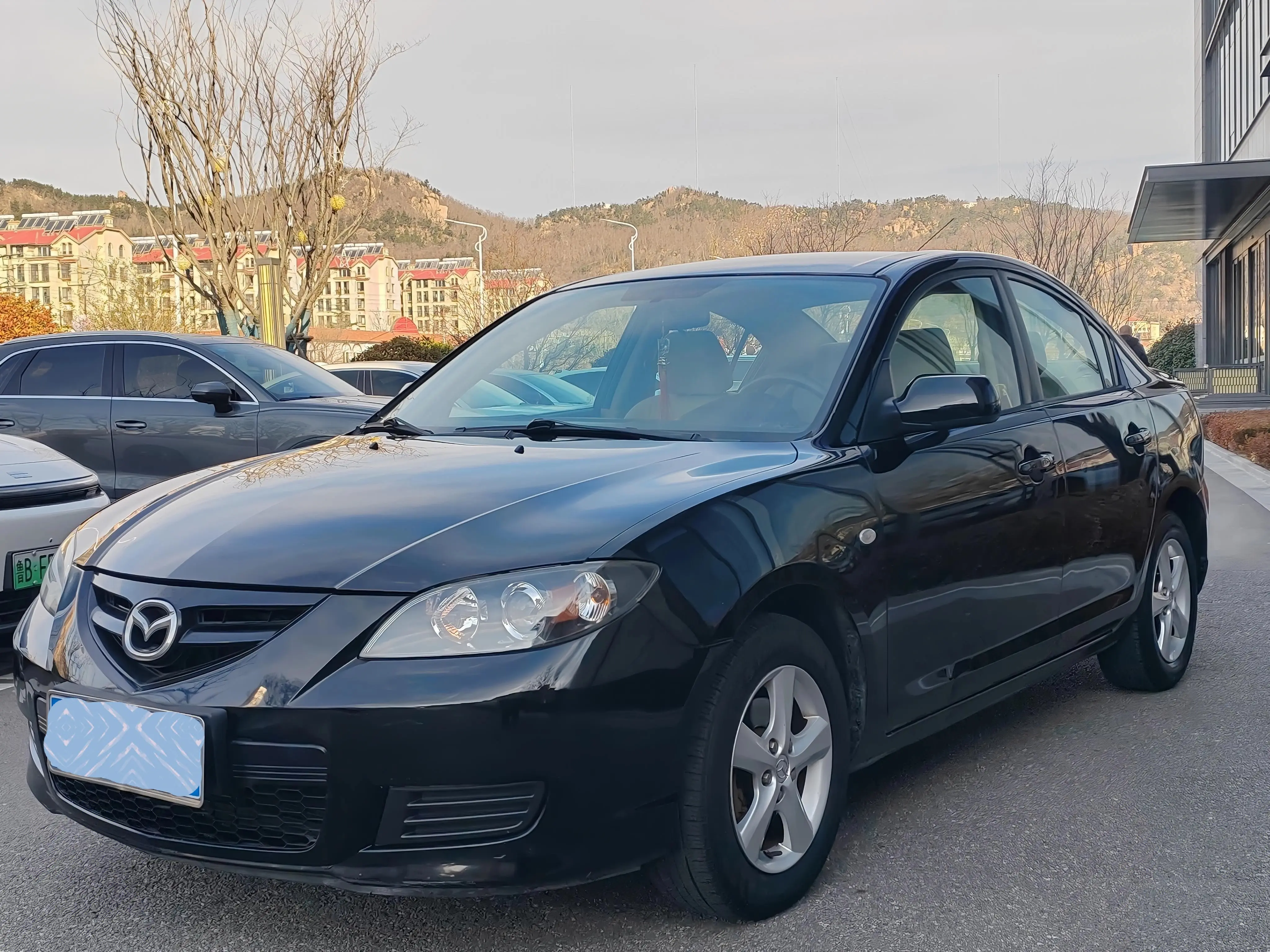 Mazda Axela (Mazda3)  из Китая