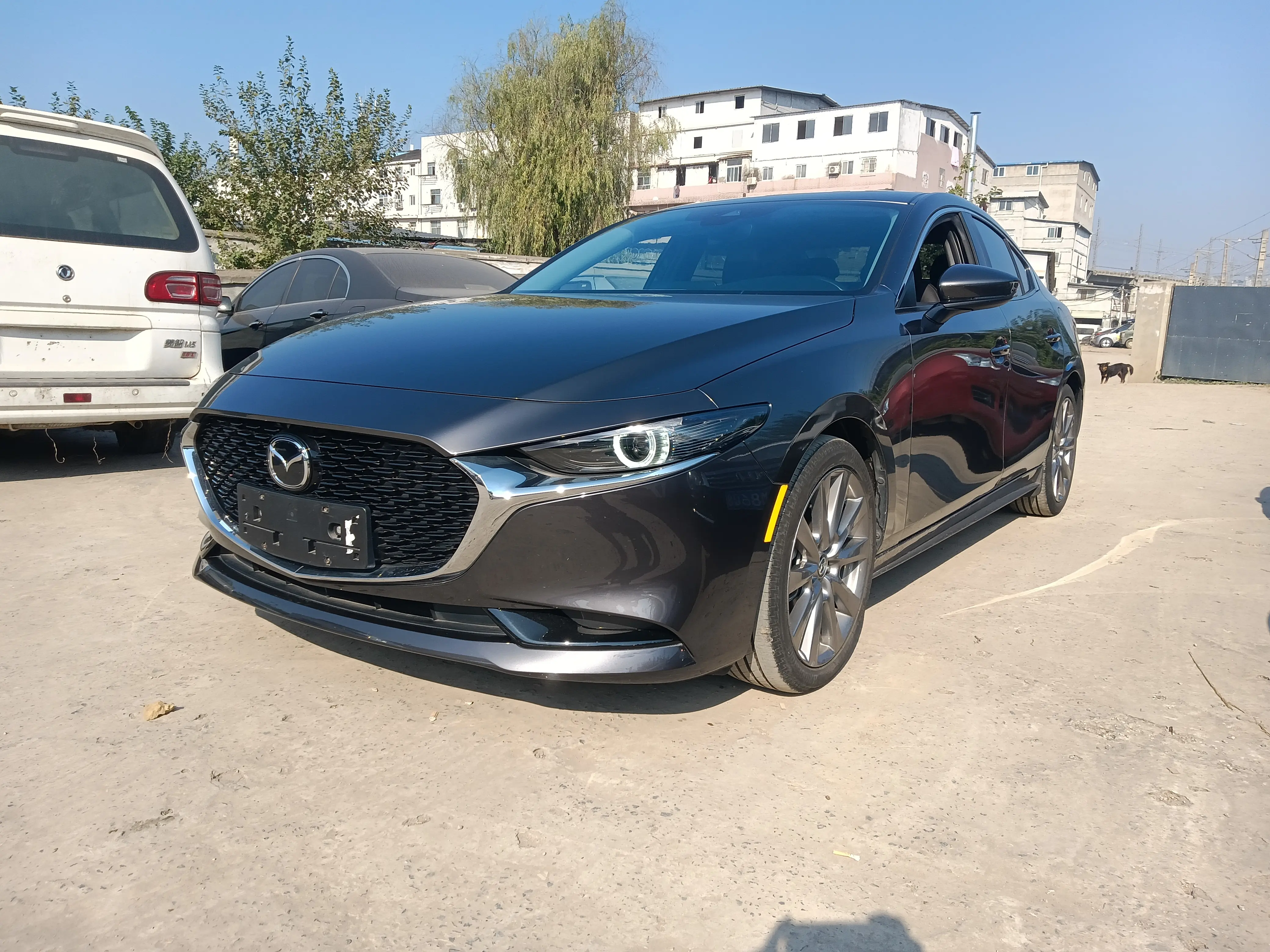 Mazda Axela (Mazda3)  из Китая