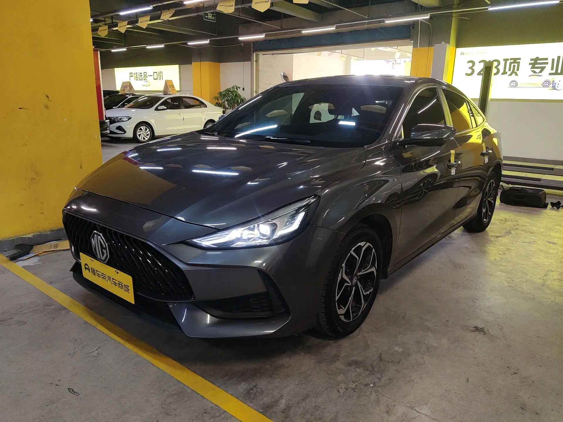 MG 5  из Китая