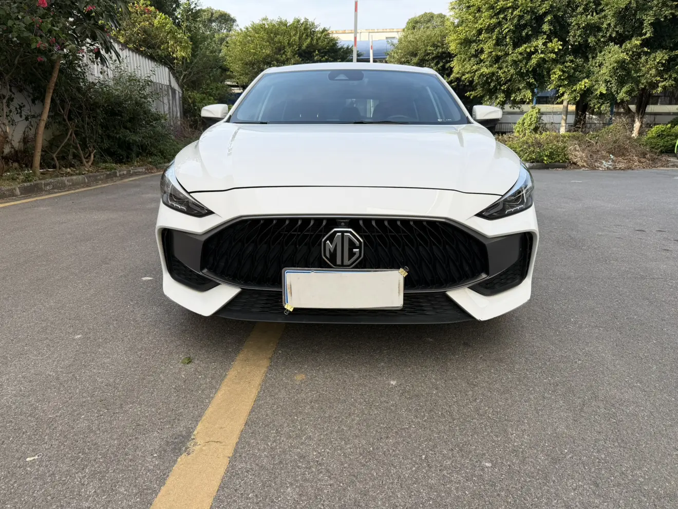 MG 5  из Китая