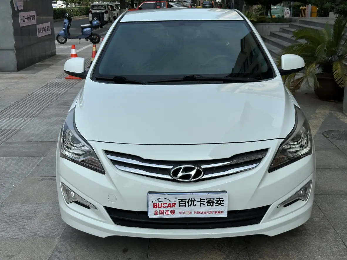 Hyundai Verna (Rena)  из Китая