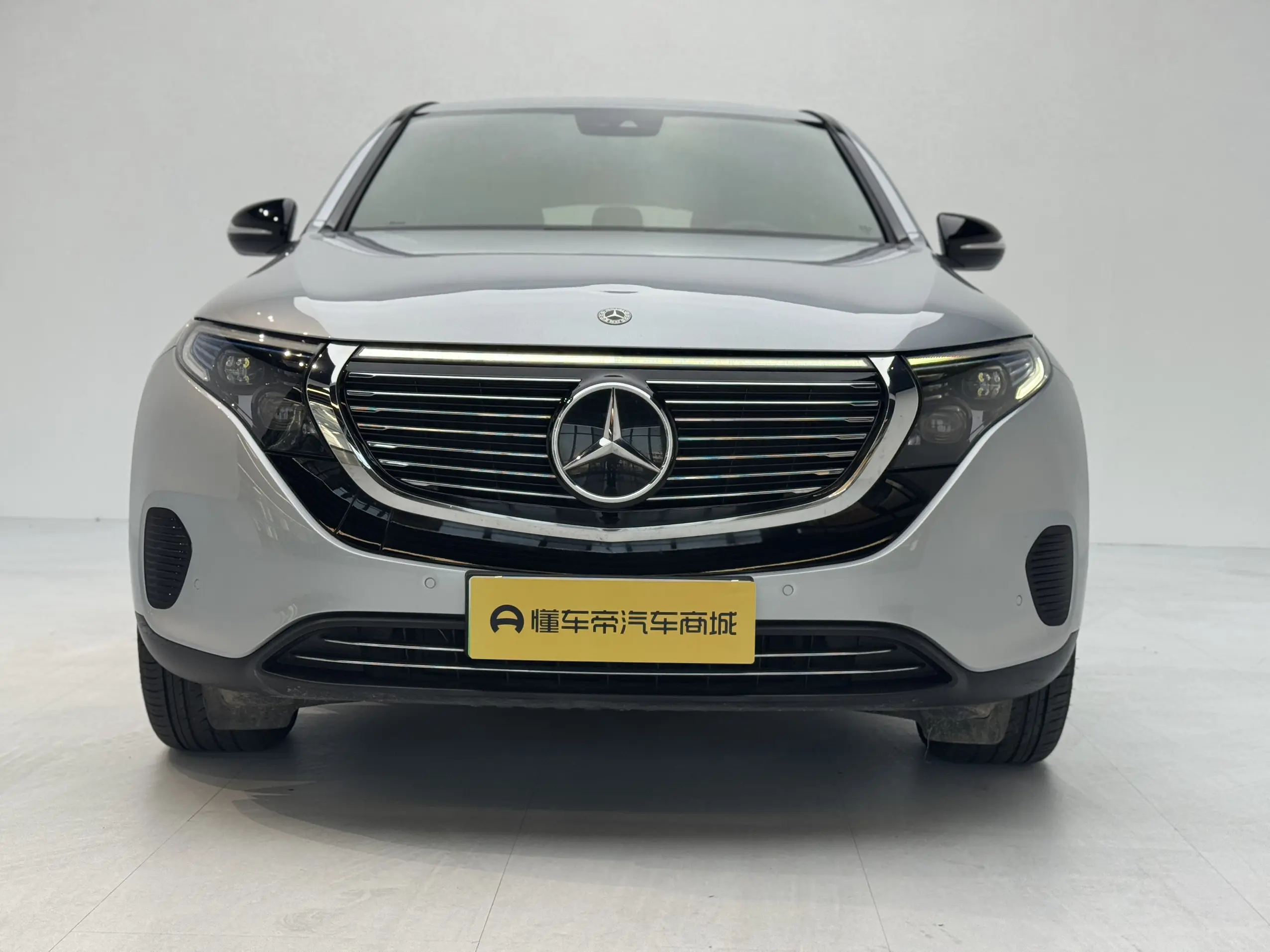 Mercedes-Benz EQC  из Китая