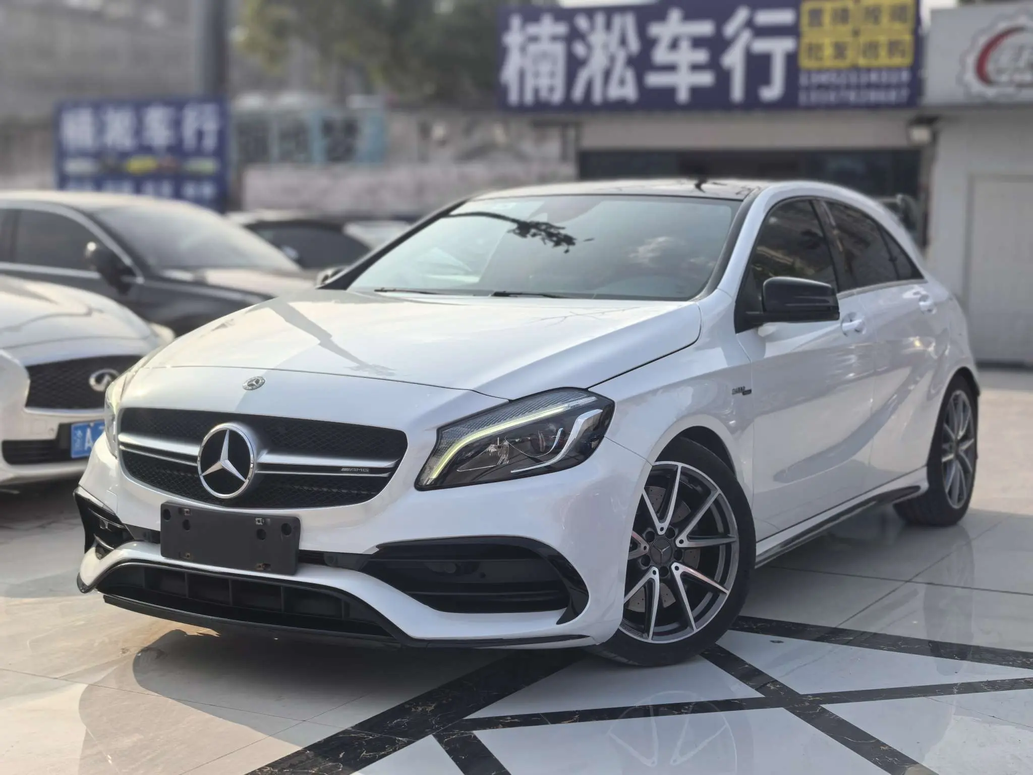 Mercedes-Benz A-Class AMG  из Китая