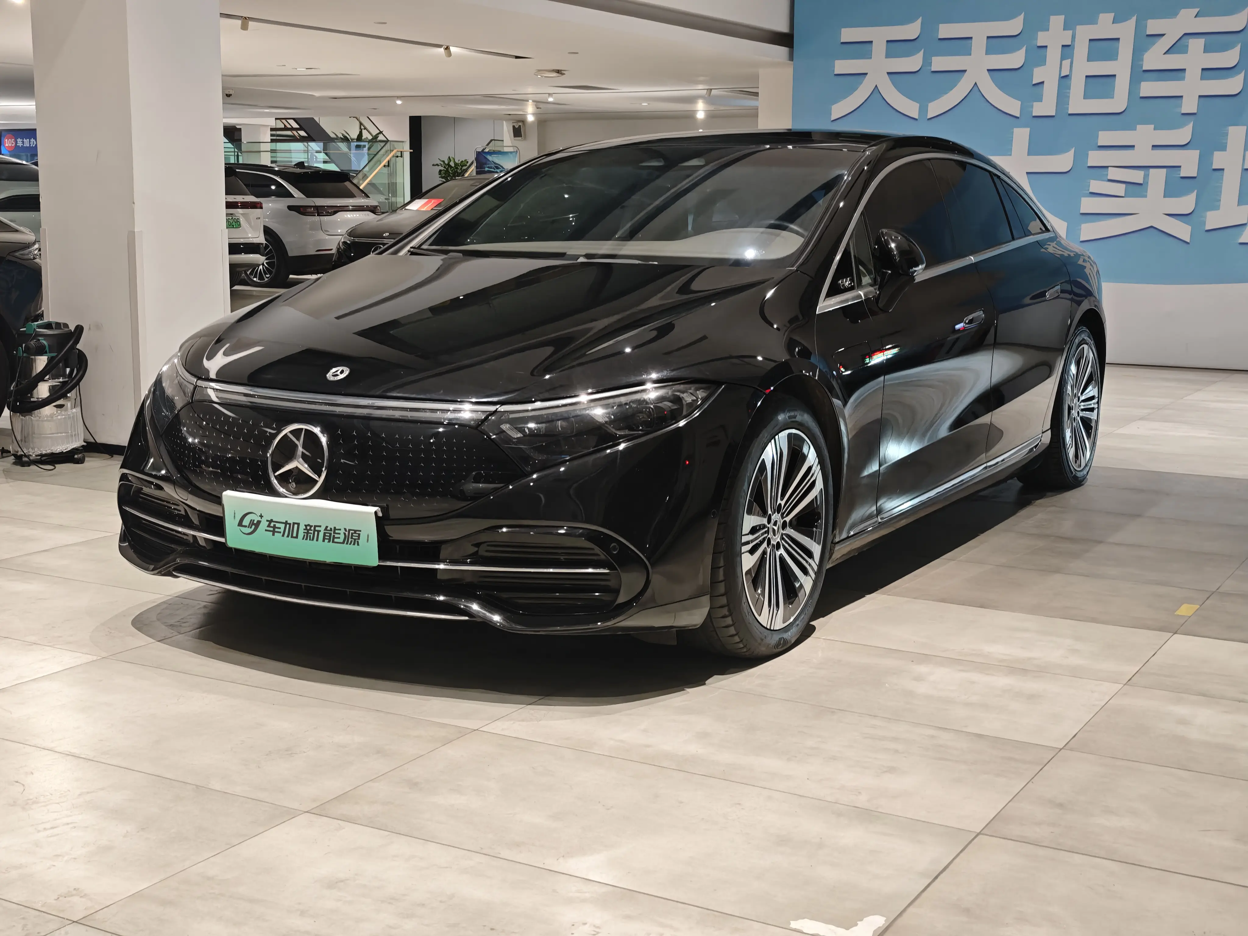 Mercedes-Benz EQS  из Китая